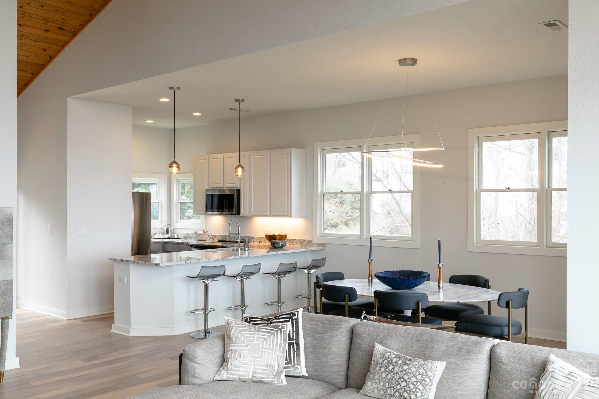 30 Club Villa thumbnail image 19