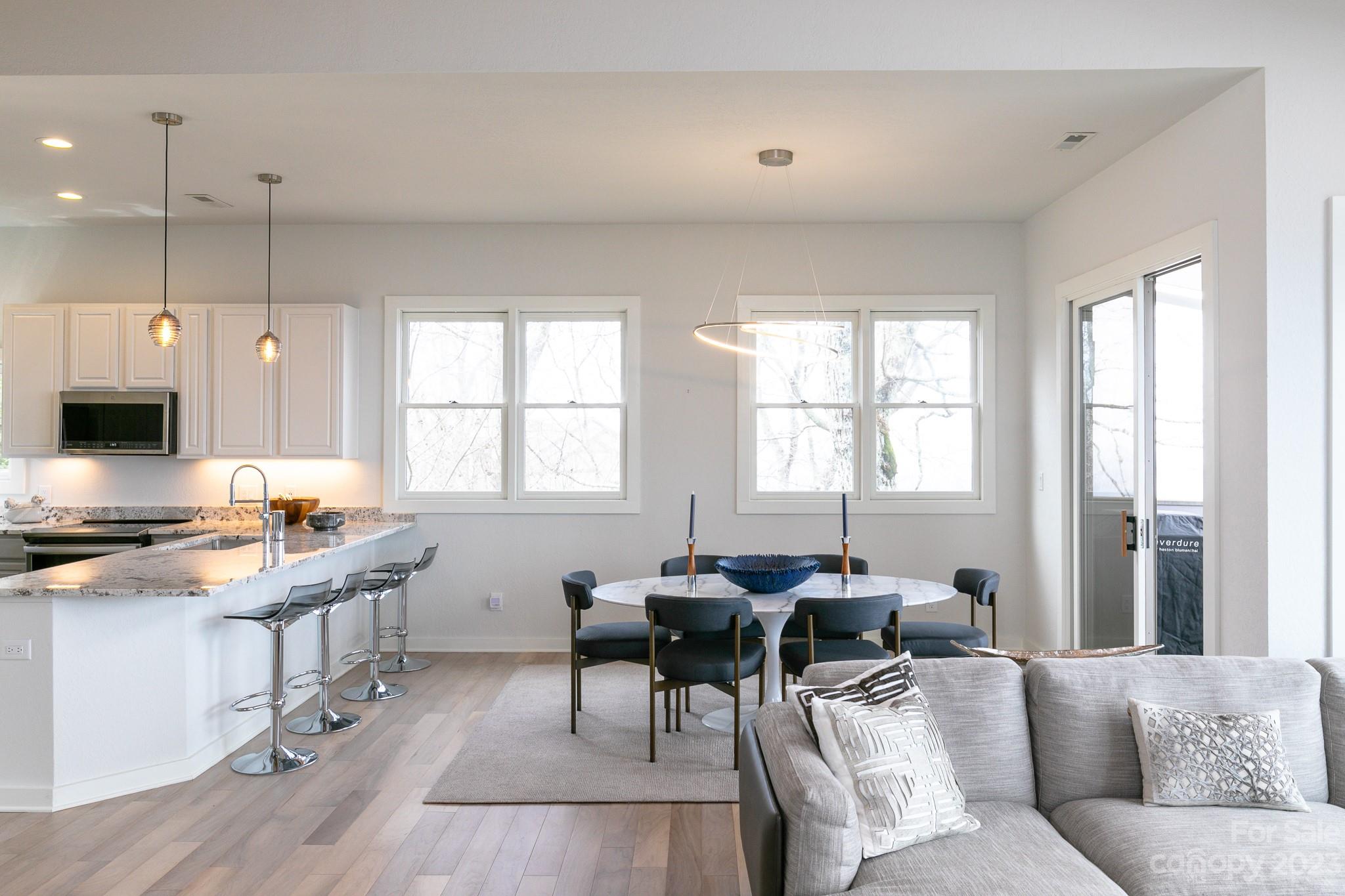 30 Club Villa thumbnail image 21