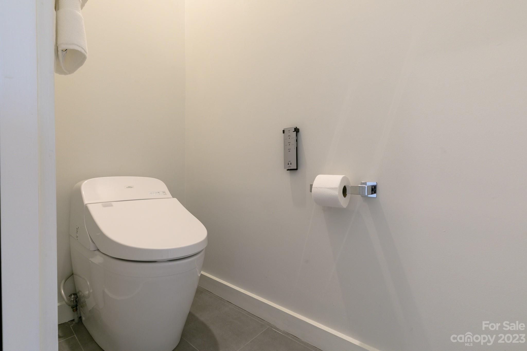 30 Club Villa thumbnail image 26