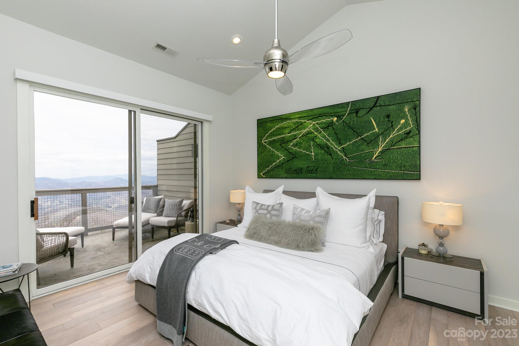 30 Club Villa thumbnail image 27