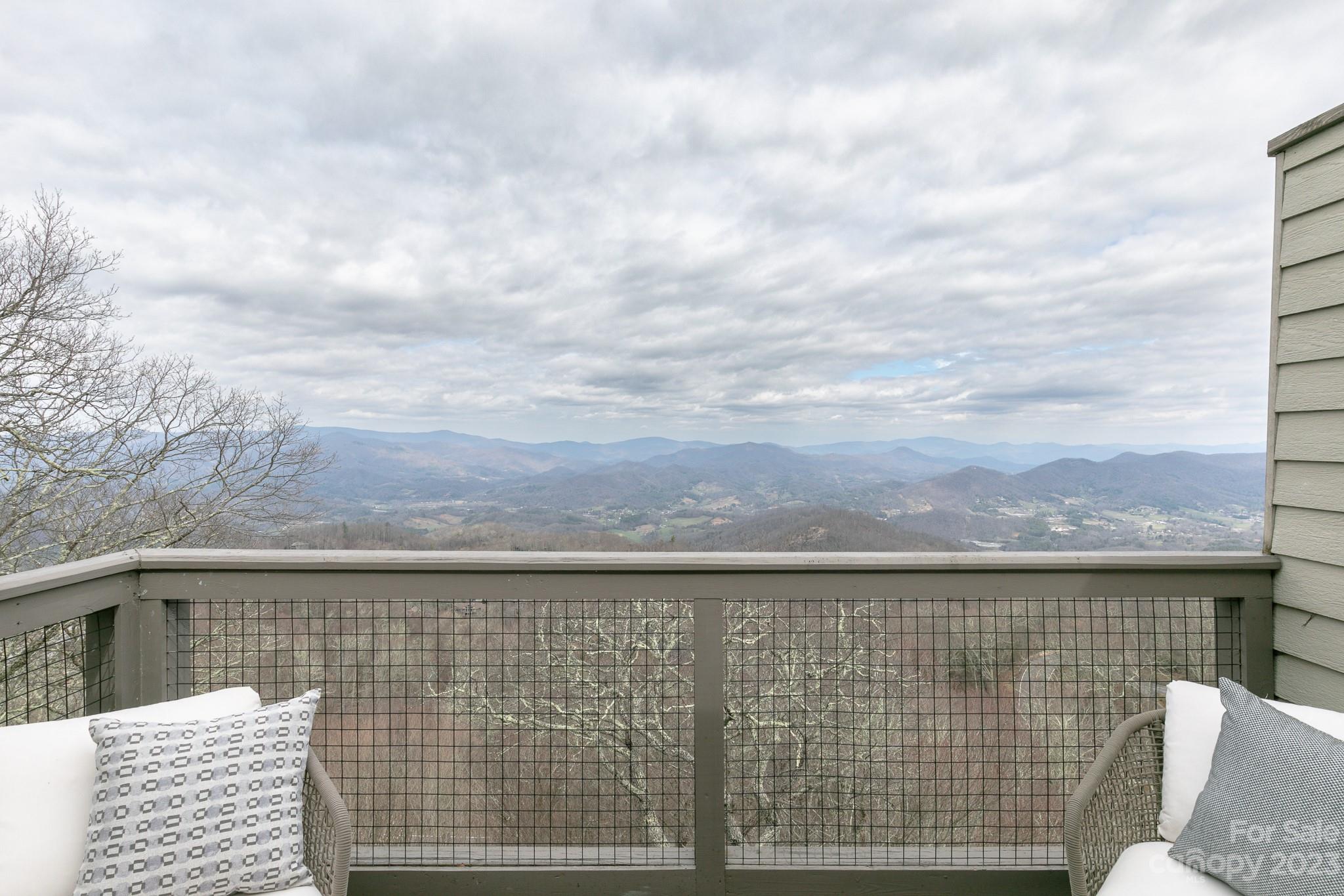 30 Club Villa thumbnail image 30