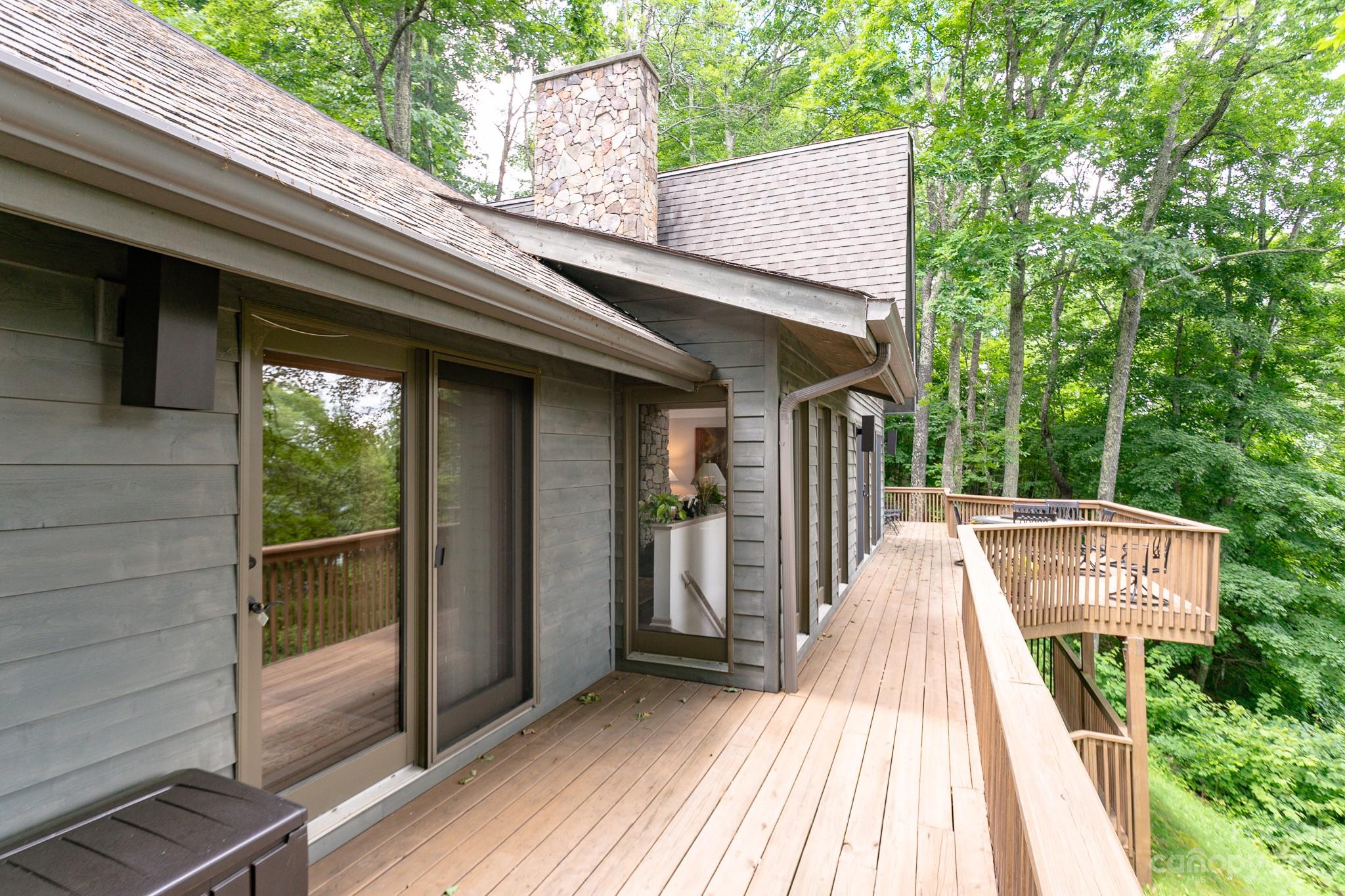 7 Valley Mist thumbnail image 28