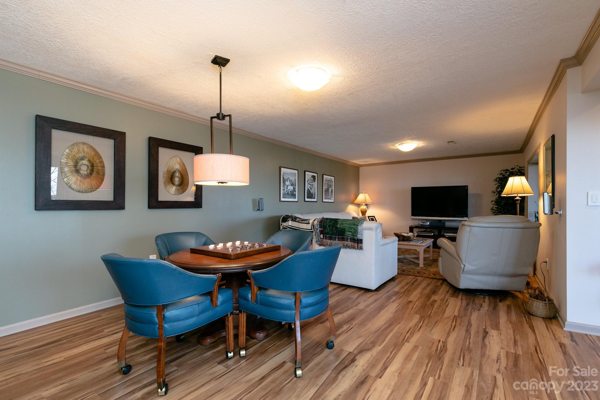 7 Valley Mist thumbnail image 32