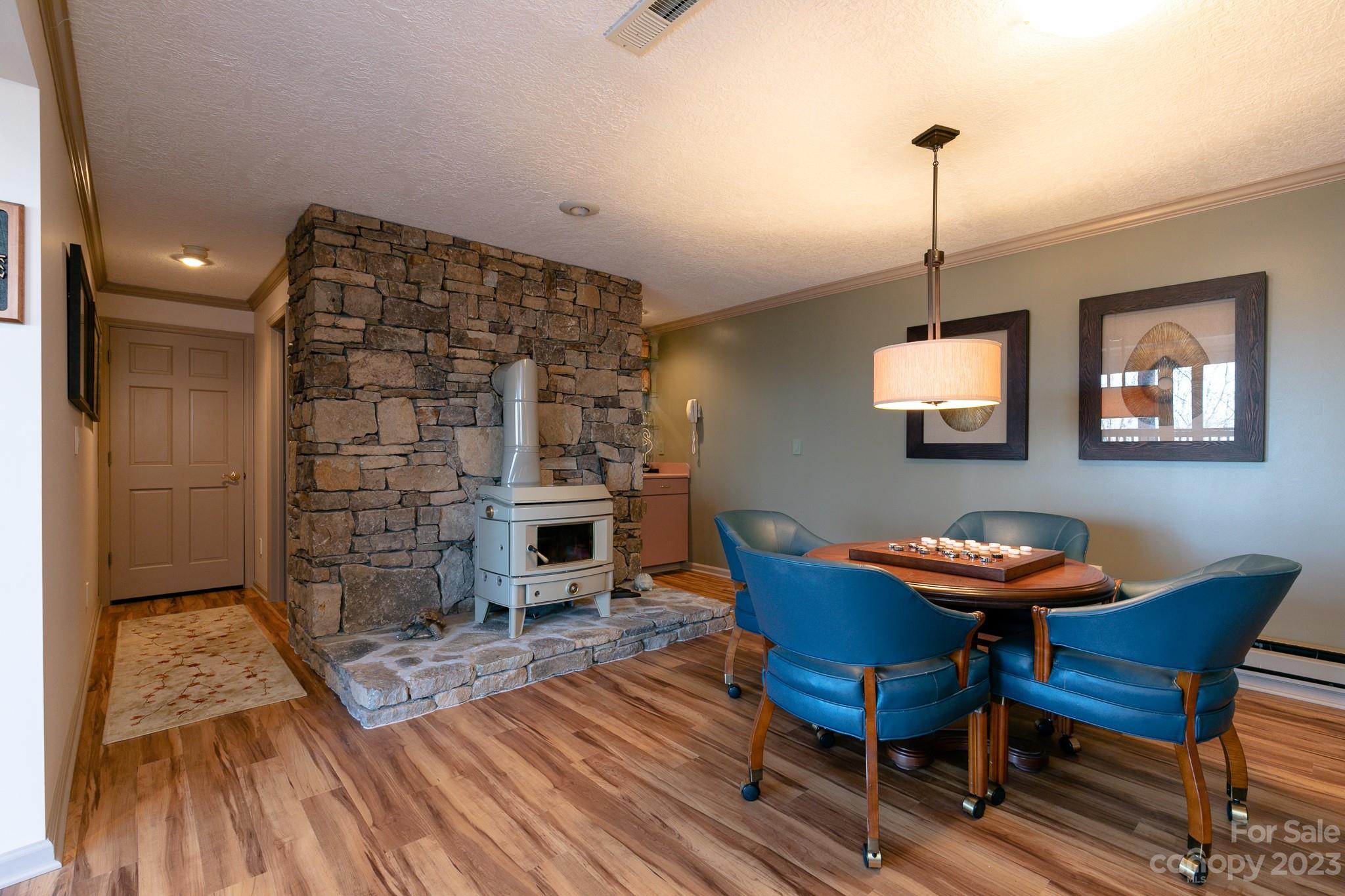 7 Valley Mist thumbnail image 33