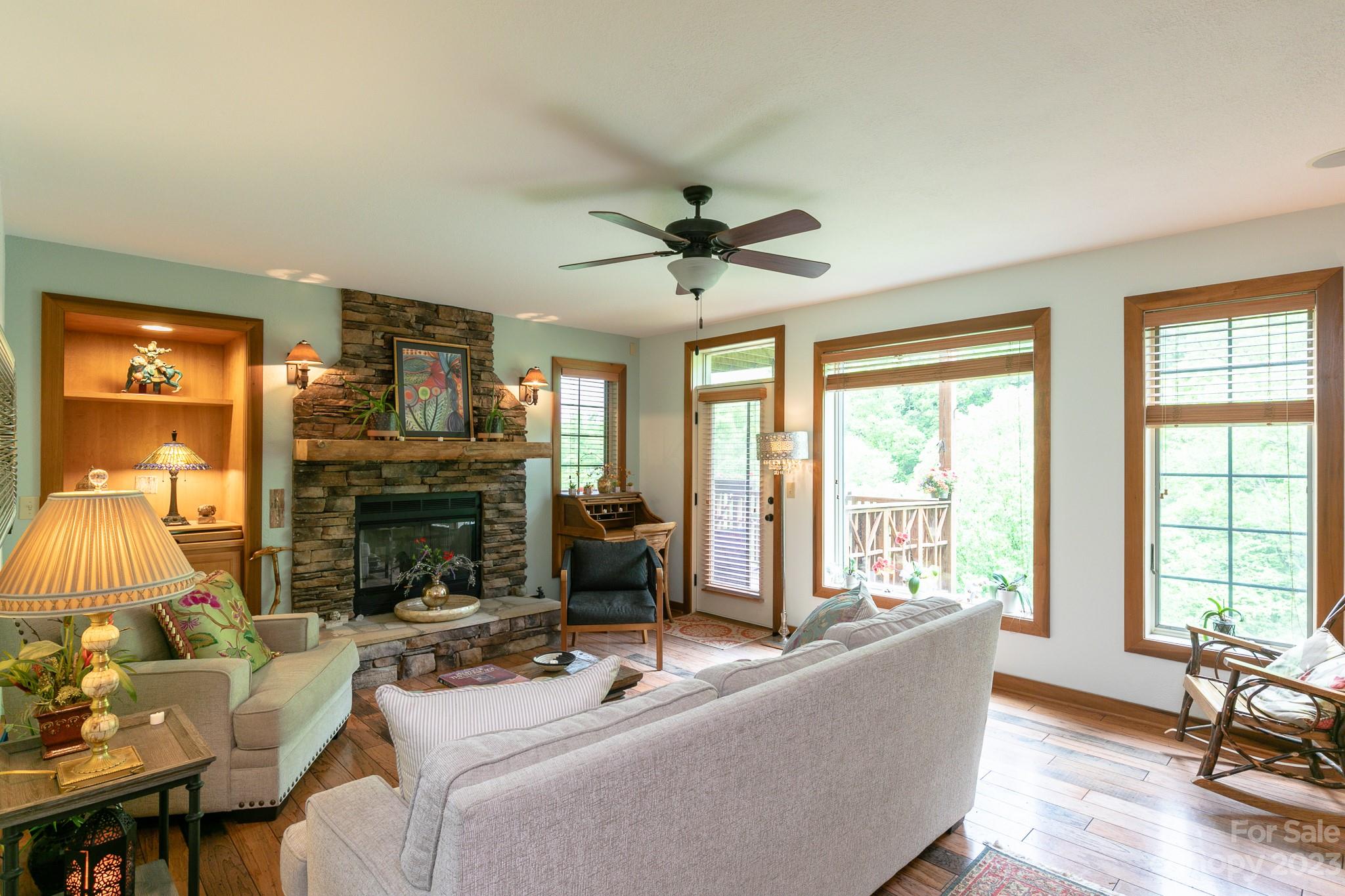 222 Creekside Way D-201 thumbnail image 4