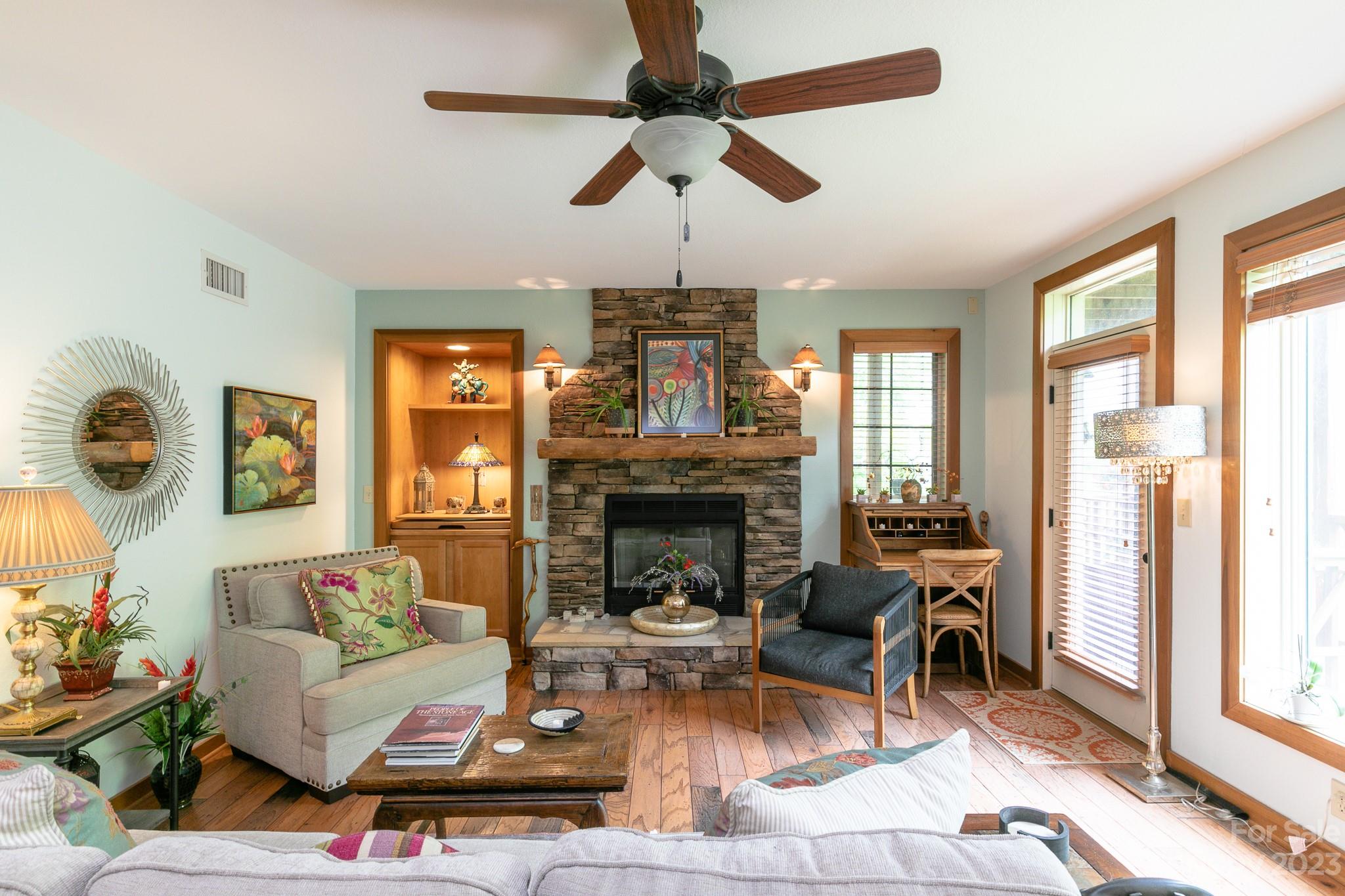 222 Creekside Way D-201 thumbnail image 6