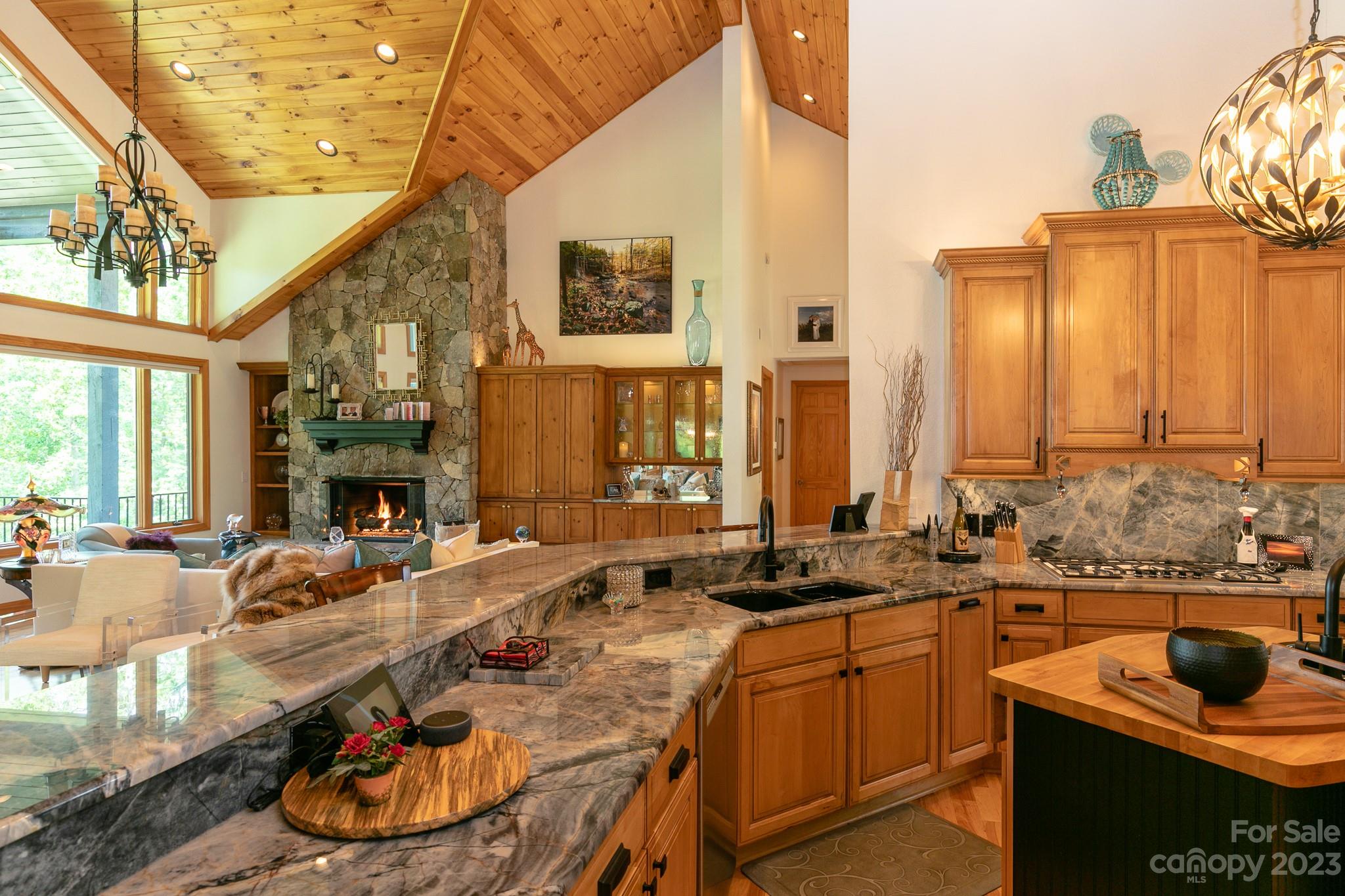 7 Austin Mountain thumbnail image 10