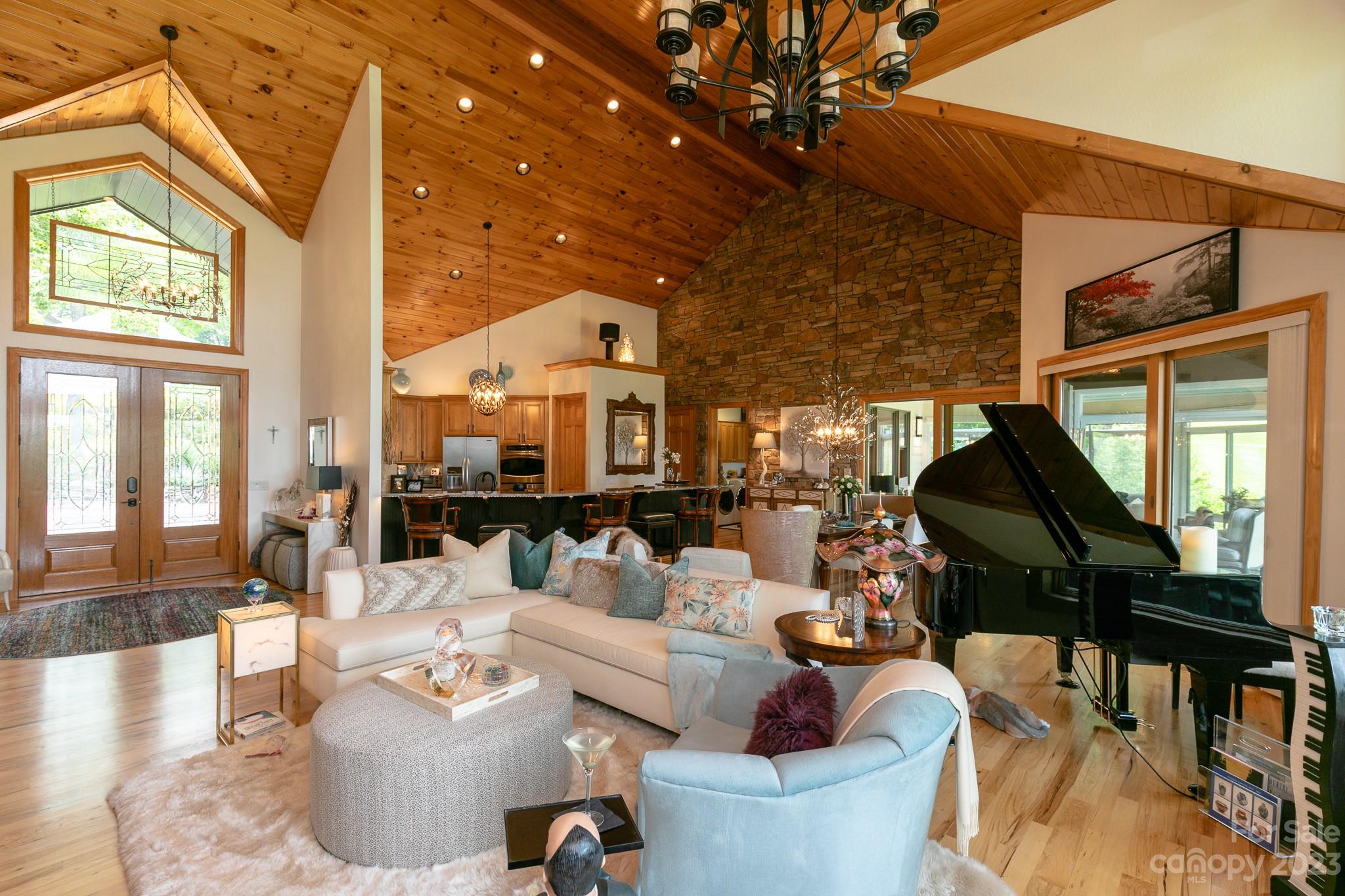 7 Austin Mountain thumbnail image 23