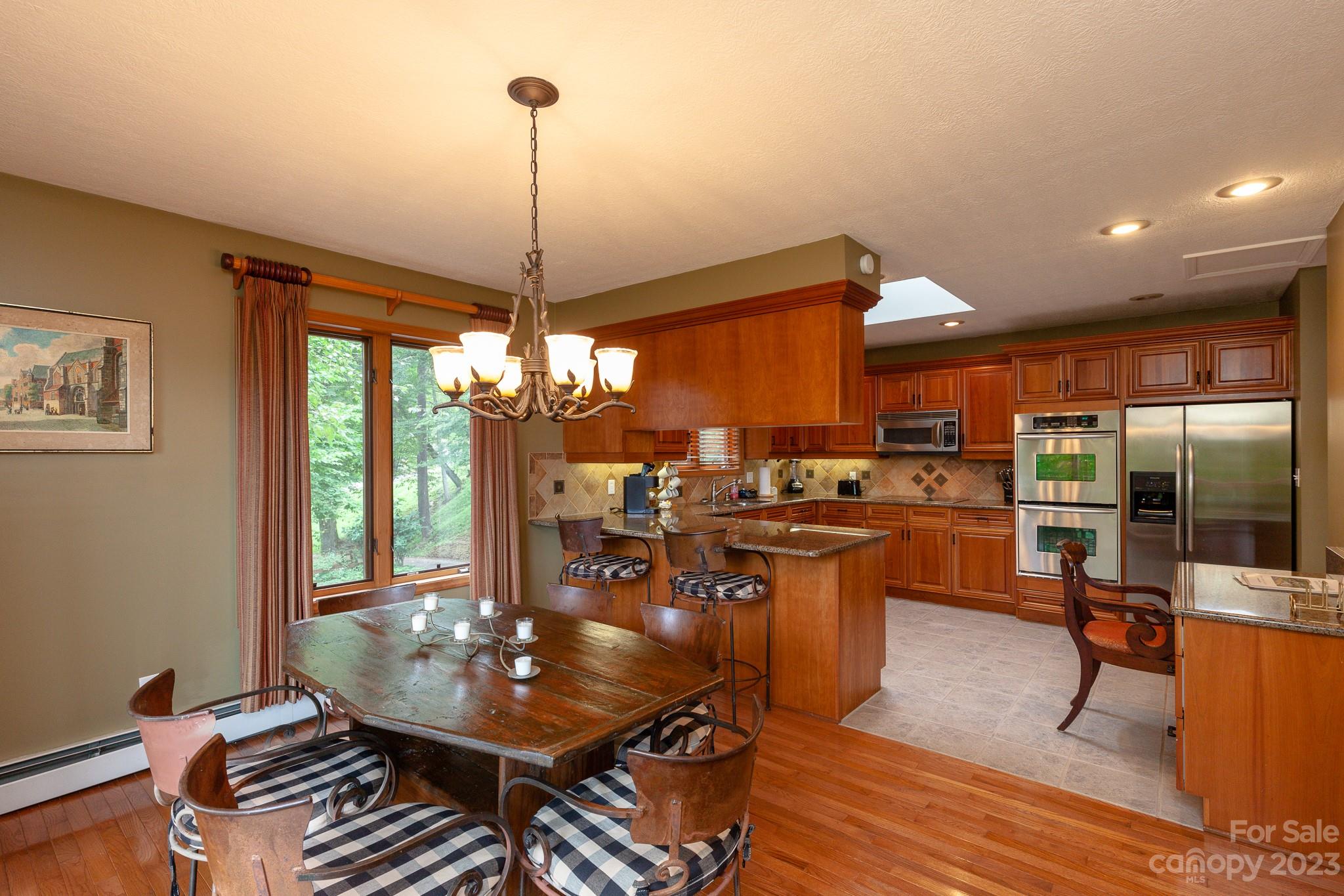 2520 Mountain Air thumbnail image 11