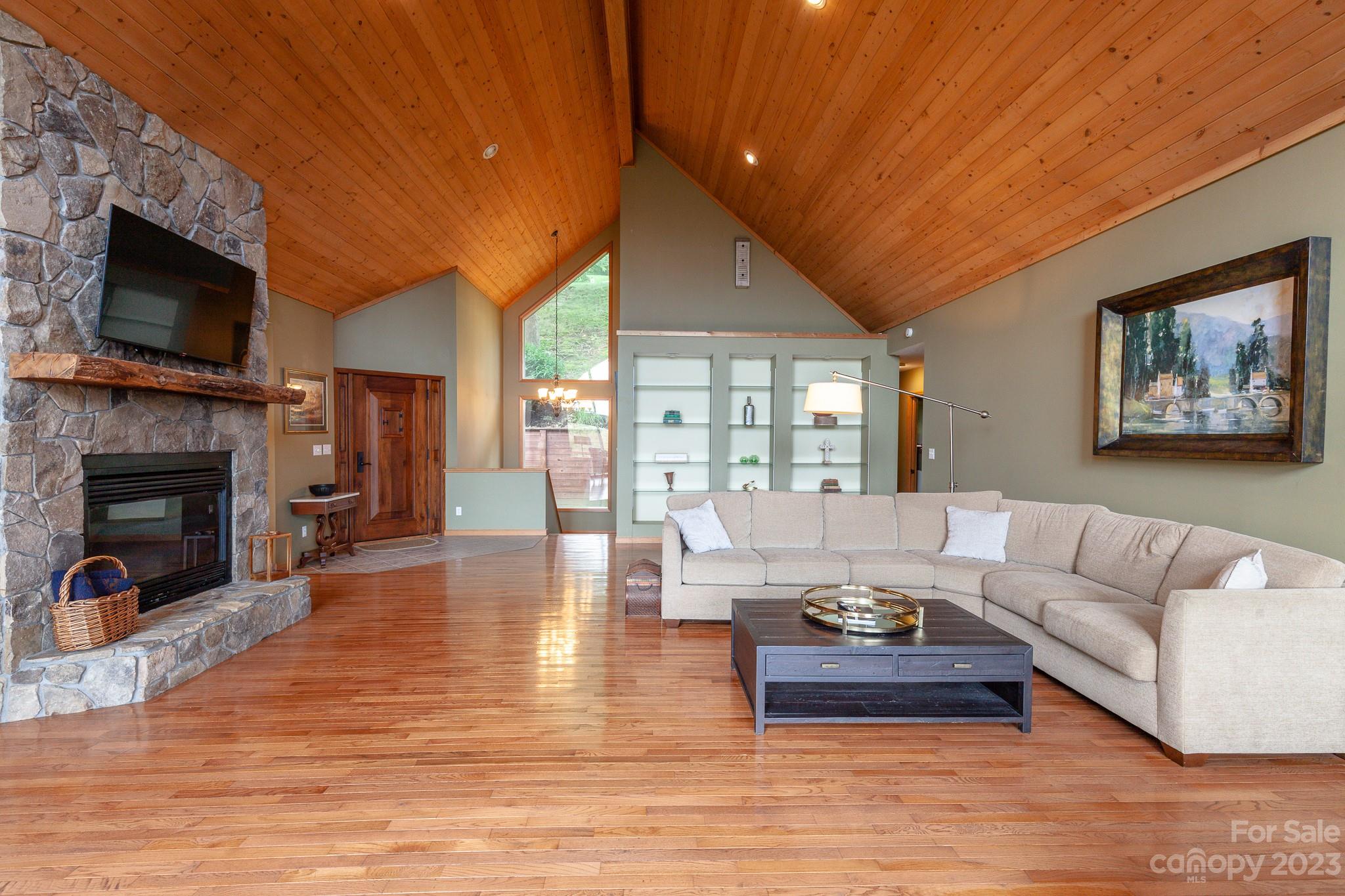 2520 Mountain Air thumbnail image 17