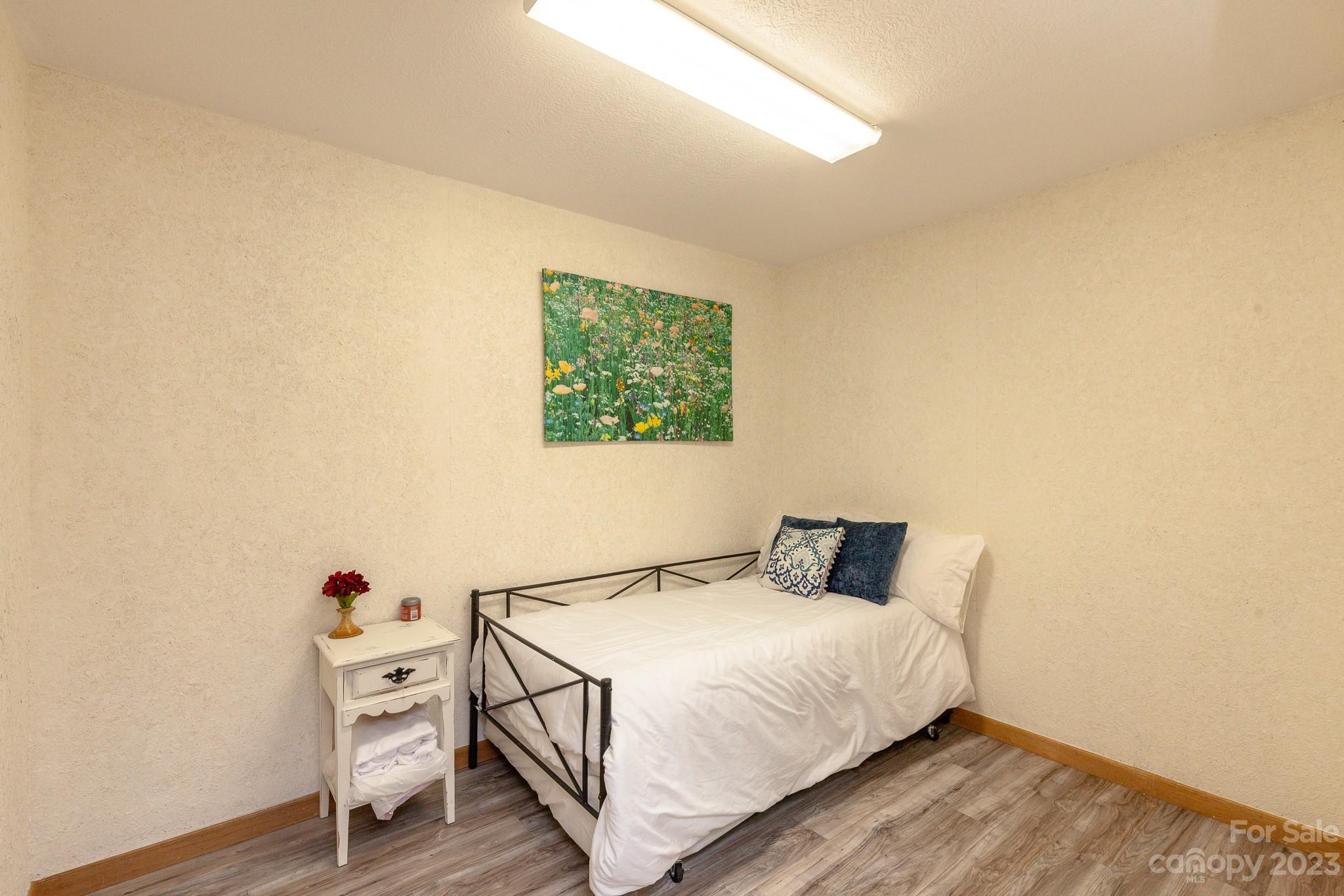 2520 Mountain Air thumbnail image 26