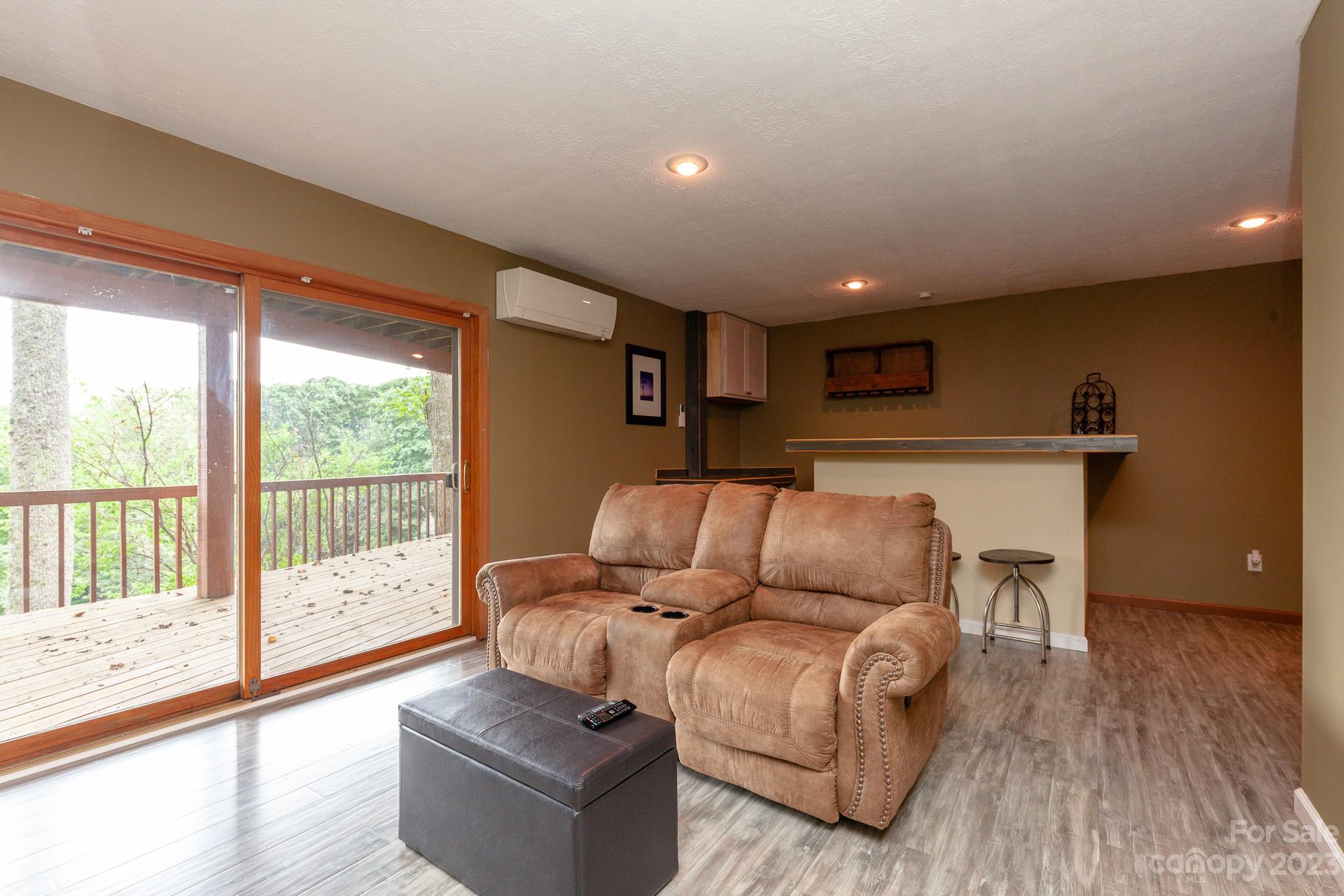 2520 Mountain Air thumbnail image 30