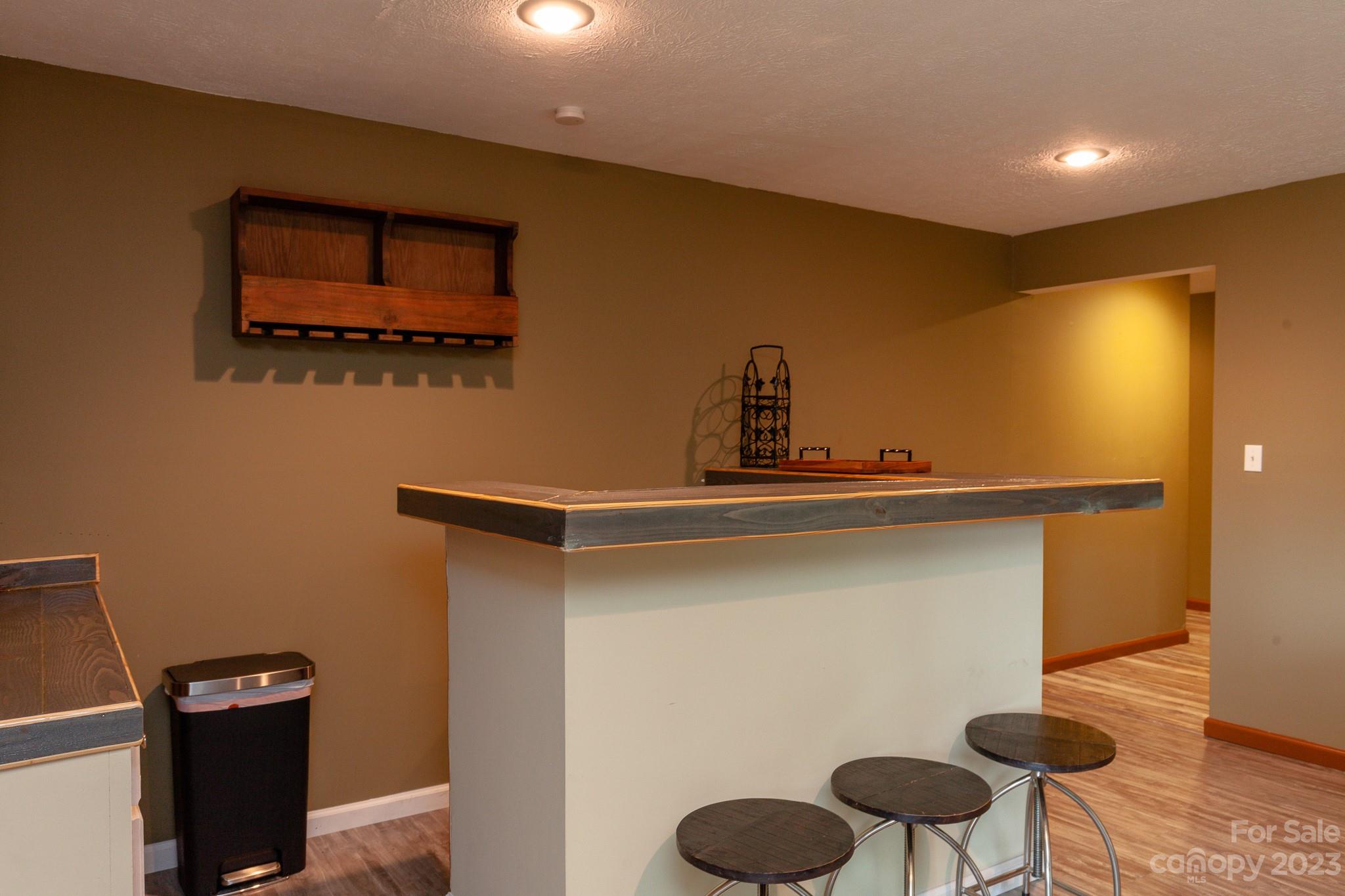 2520 Mountain Air thumbnail image 32