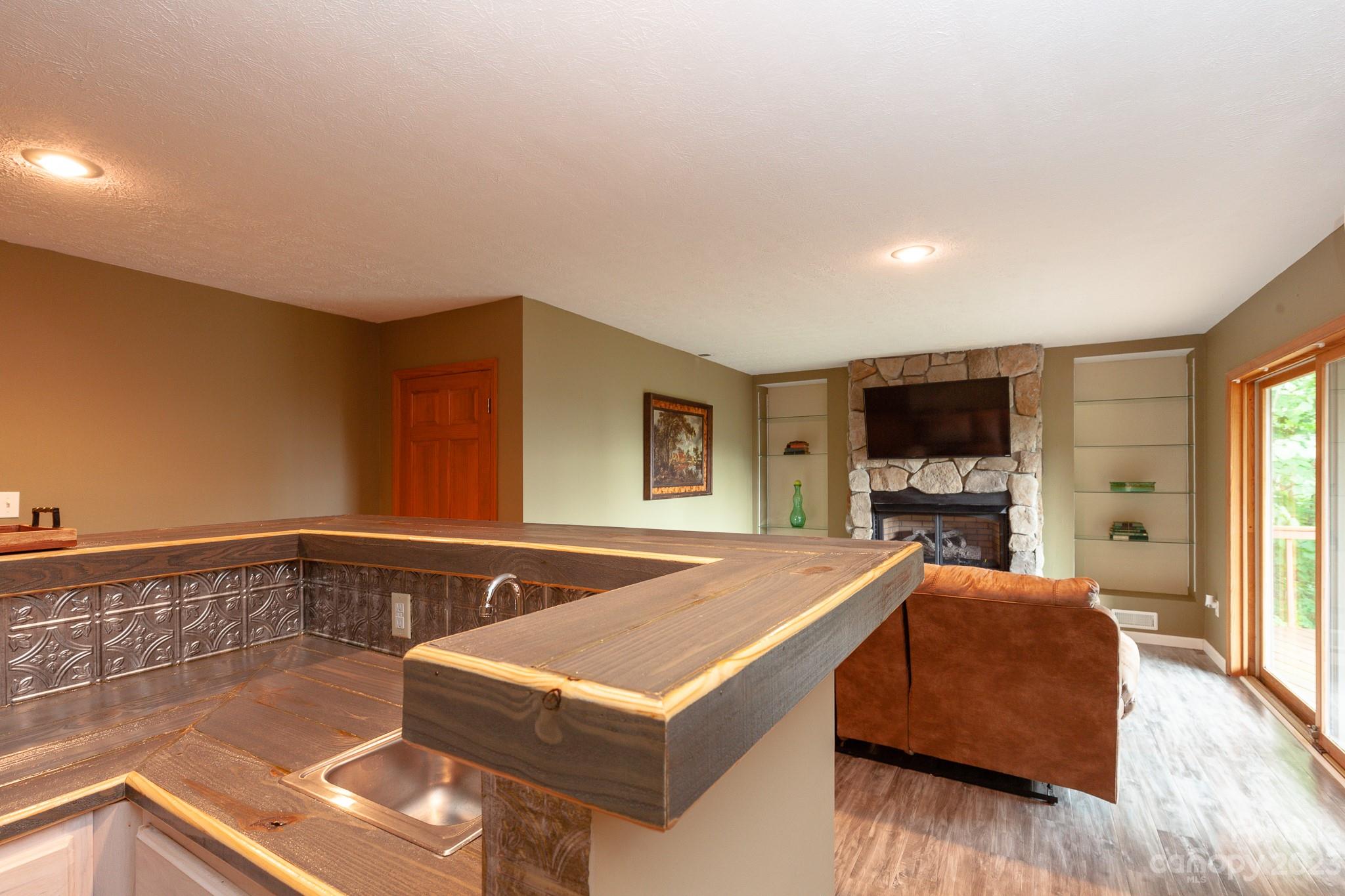 2520 Mountain Air thumbnail image 34