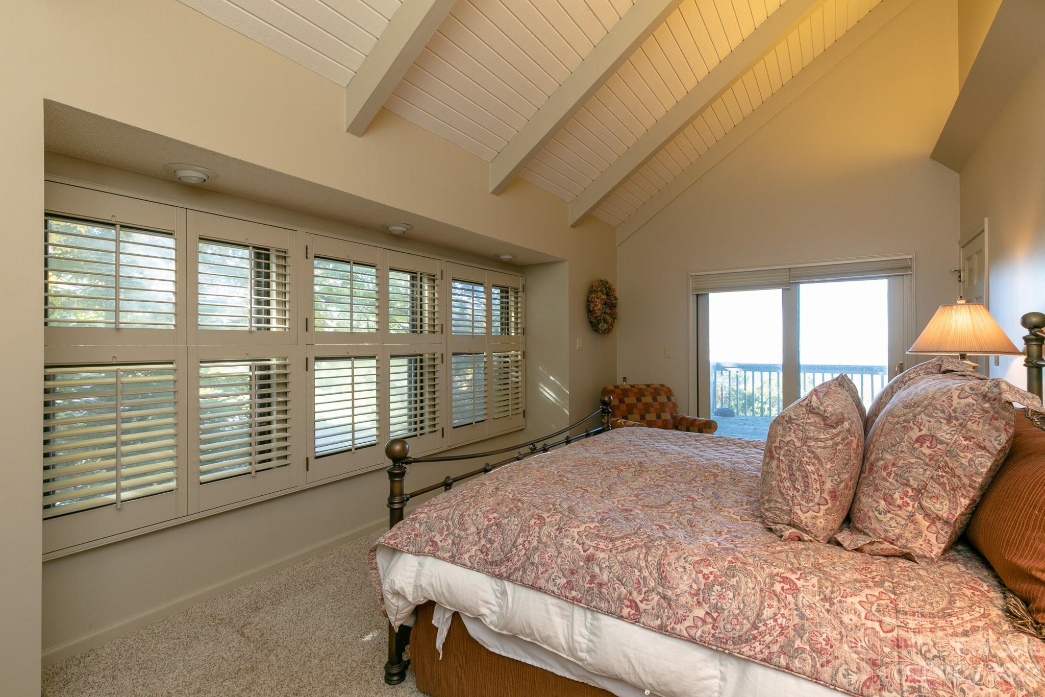 11 Lookout thumbnail image 19