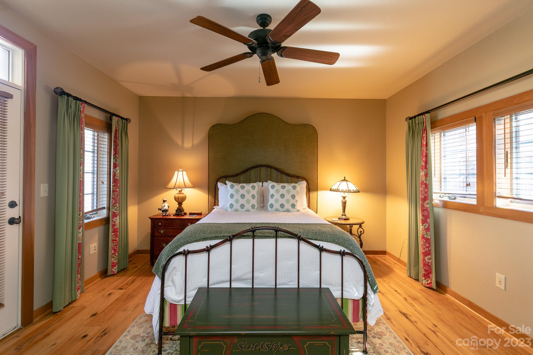 61 Creekside thumbnail image 18