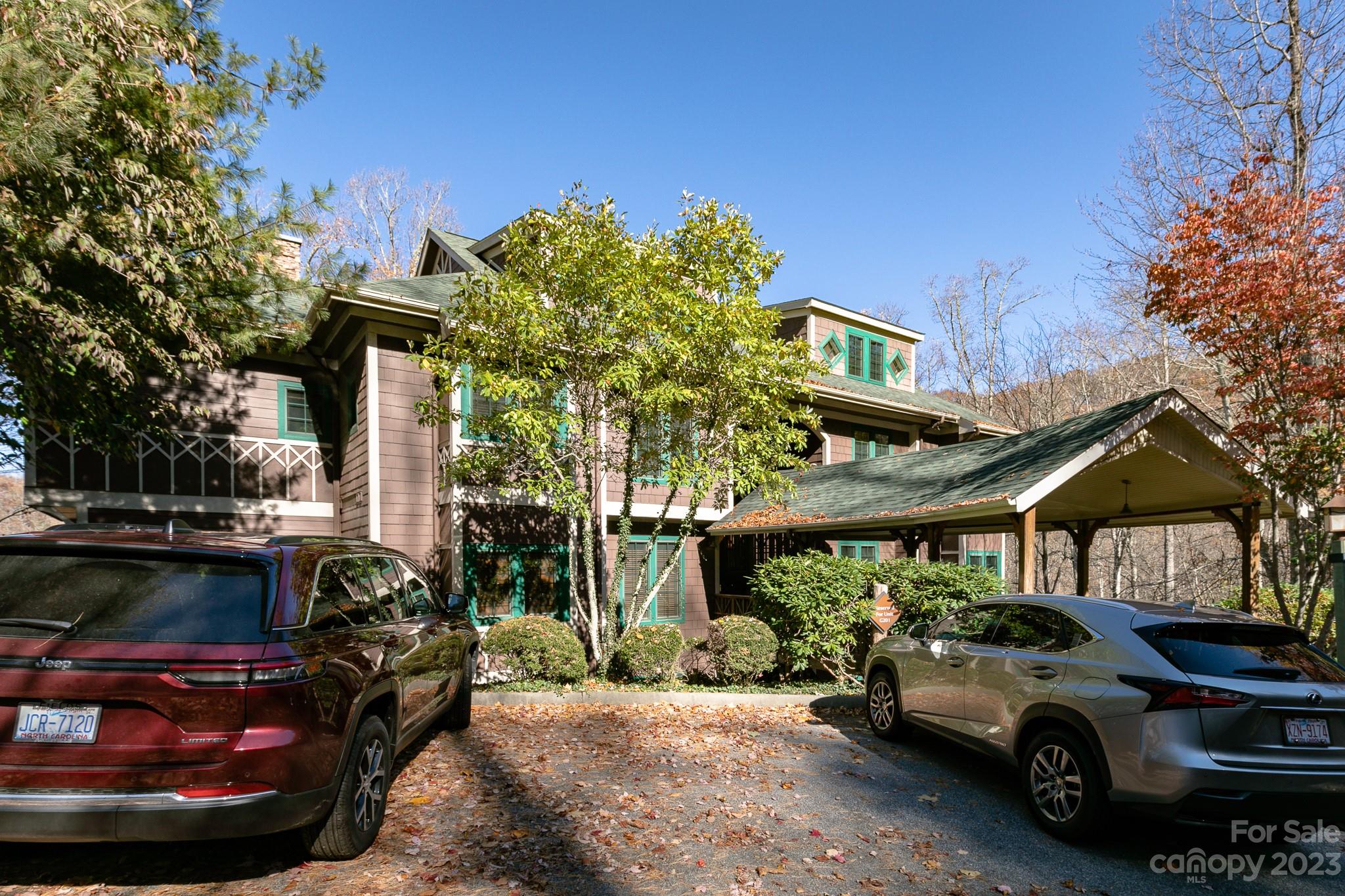 61 Creekside thumbnail image 25