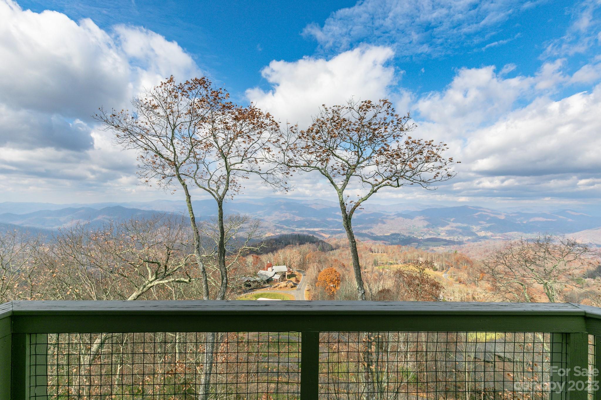 66 Club Villa thumbnail image 21