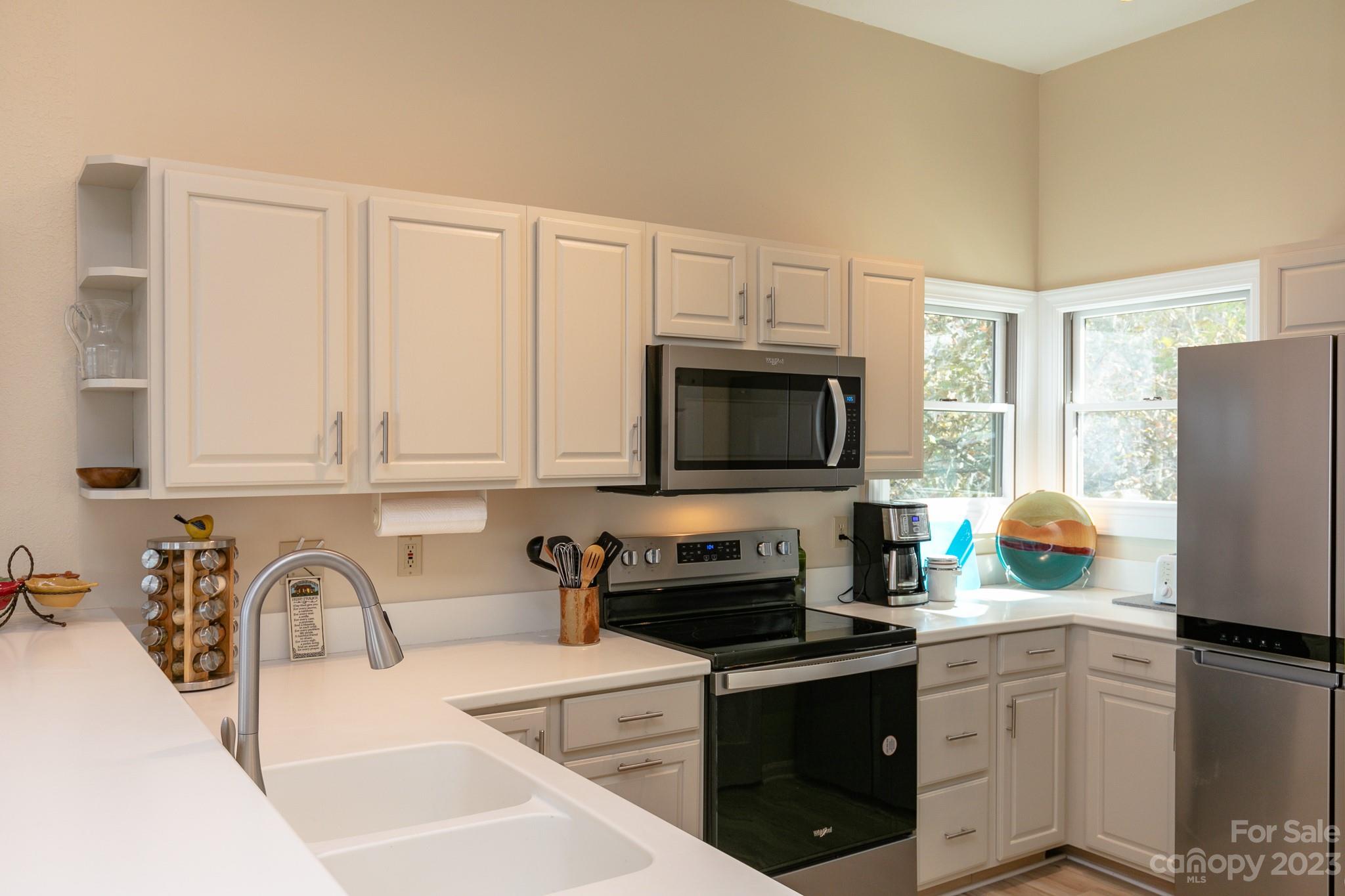 66 Club Villa thumbnail image 12