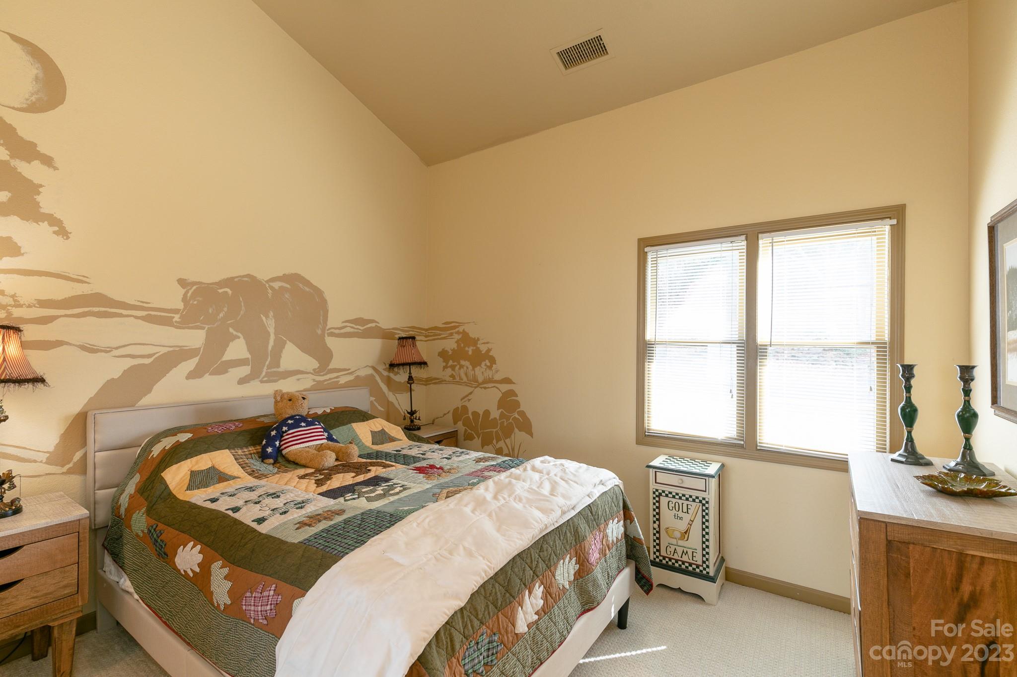 66 Club Villa thumbnail image 18