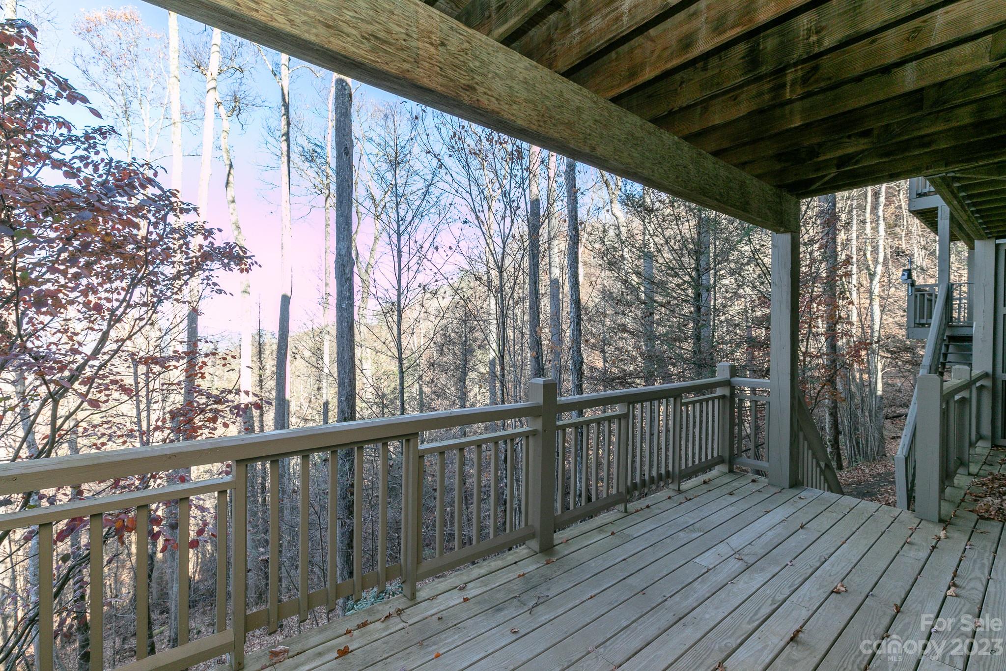 528 Andrew Banks; Burnsville NC 28714