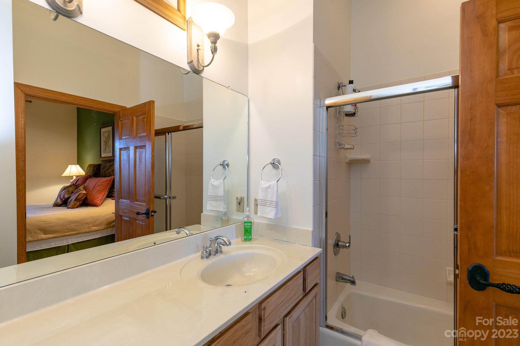 121 Stoney Falls thumbnail image 34