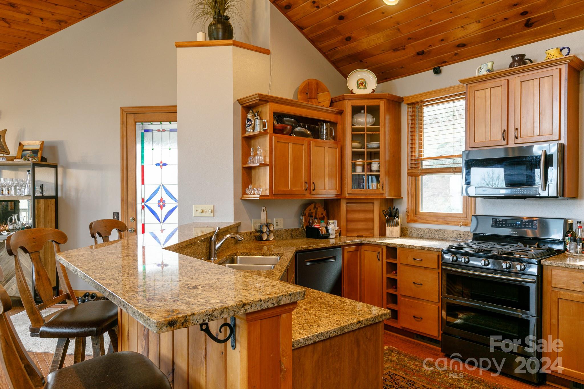 15 Ivy Point Lane thumbnail image 12