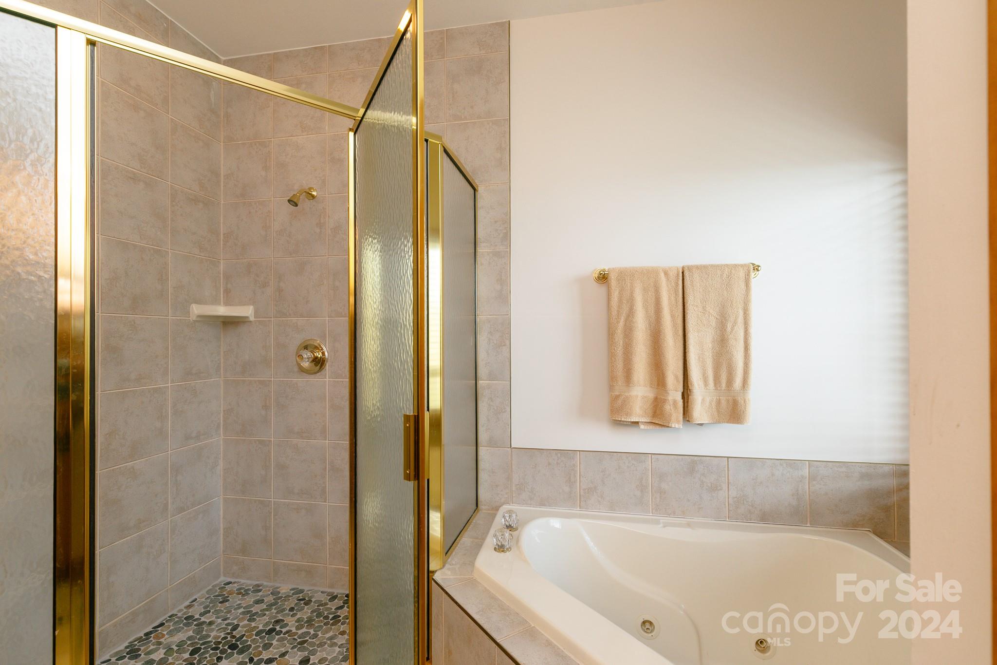 15 Ivy Point Lane thumbnail image 29