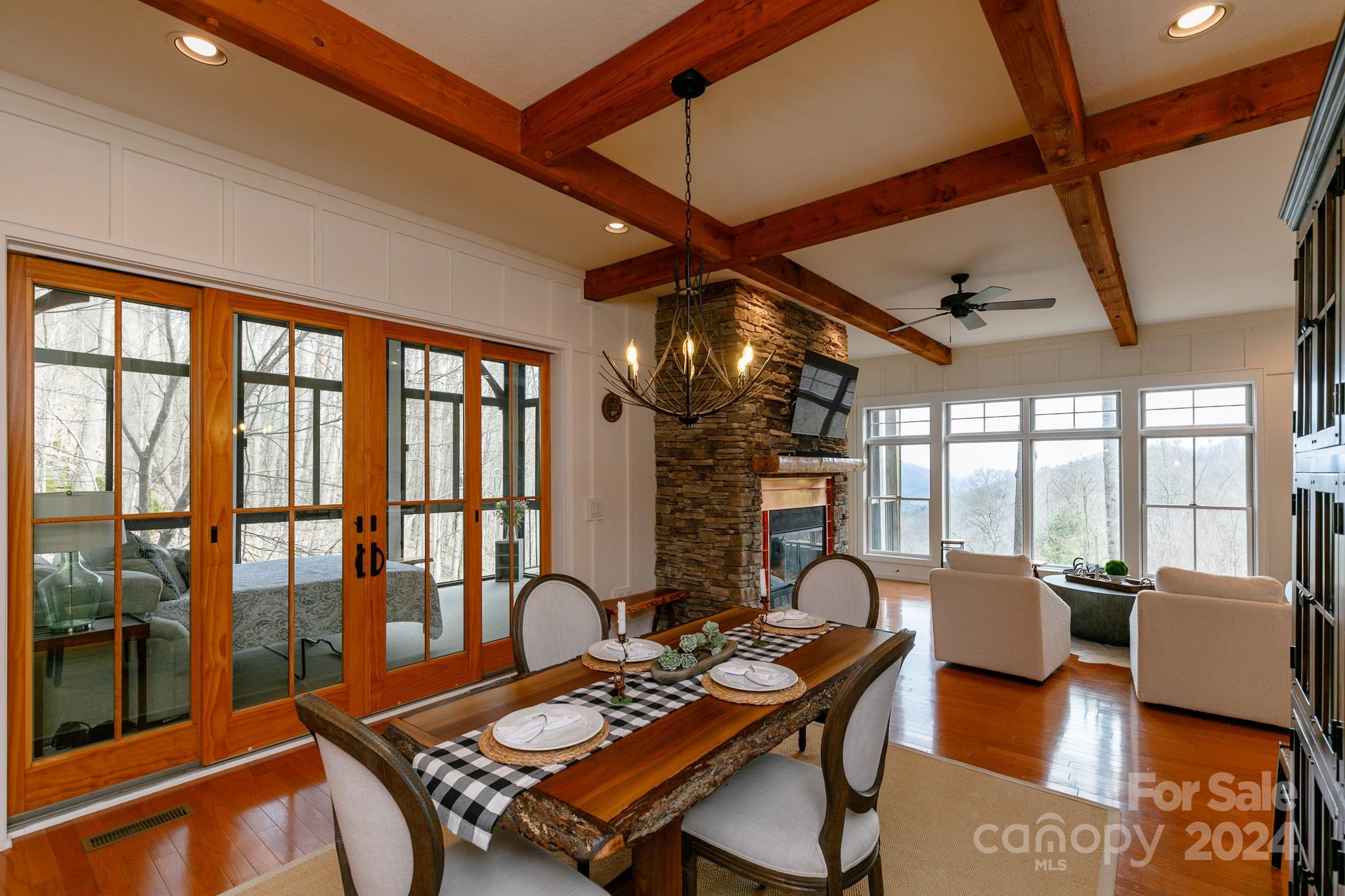 43 Creekside thumbnail image 9