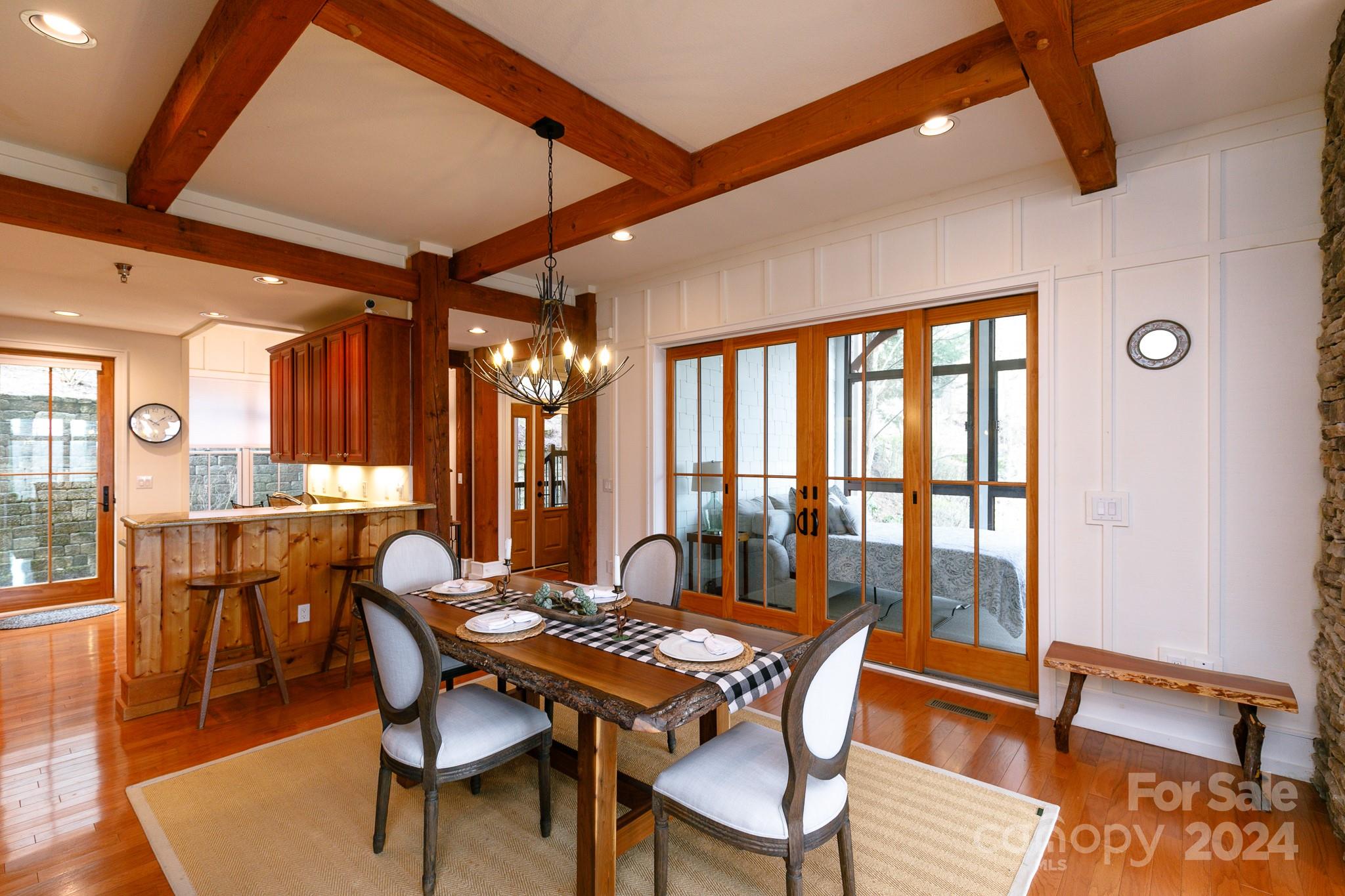 43 Creekside thumbnail image 11