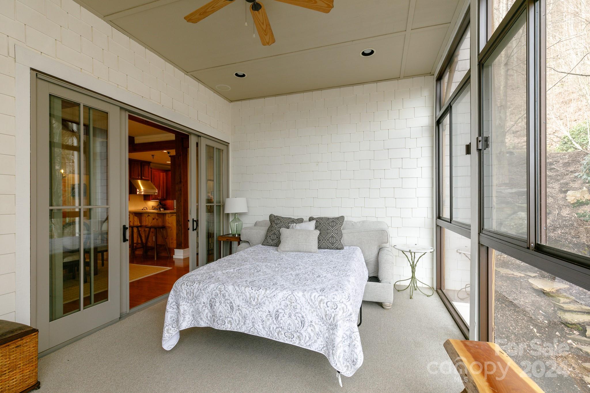 43 Creekside thumbnail image 35