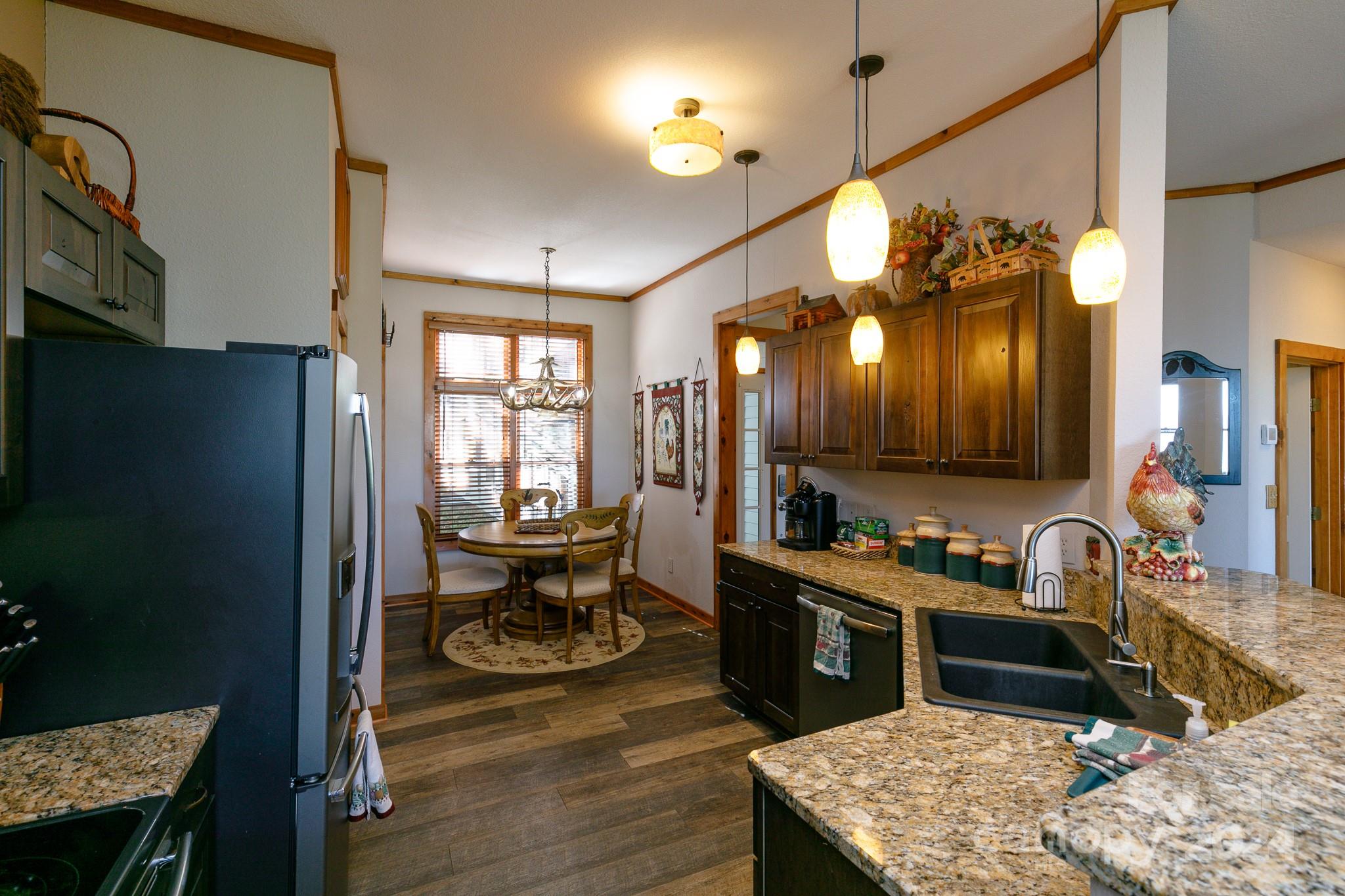 80 Stoney Falls thumbnail image 11