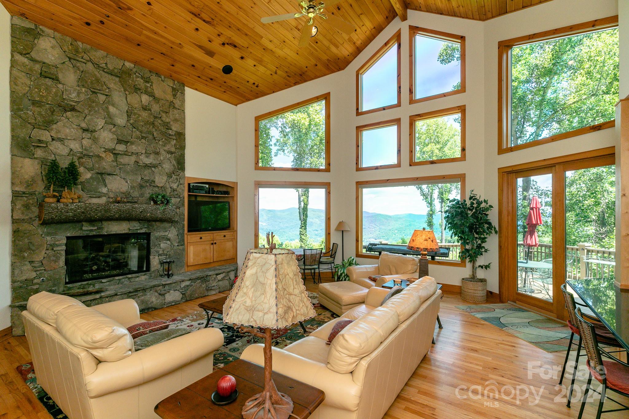 671 Austin Mountain thumbnail image 3