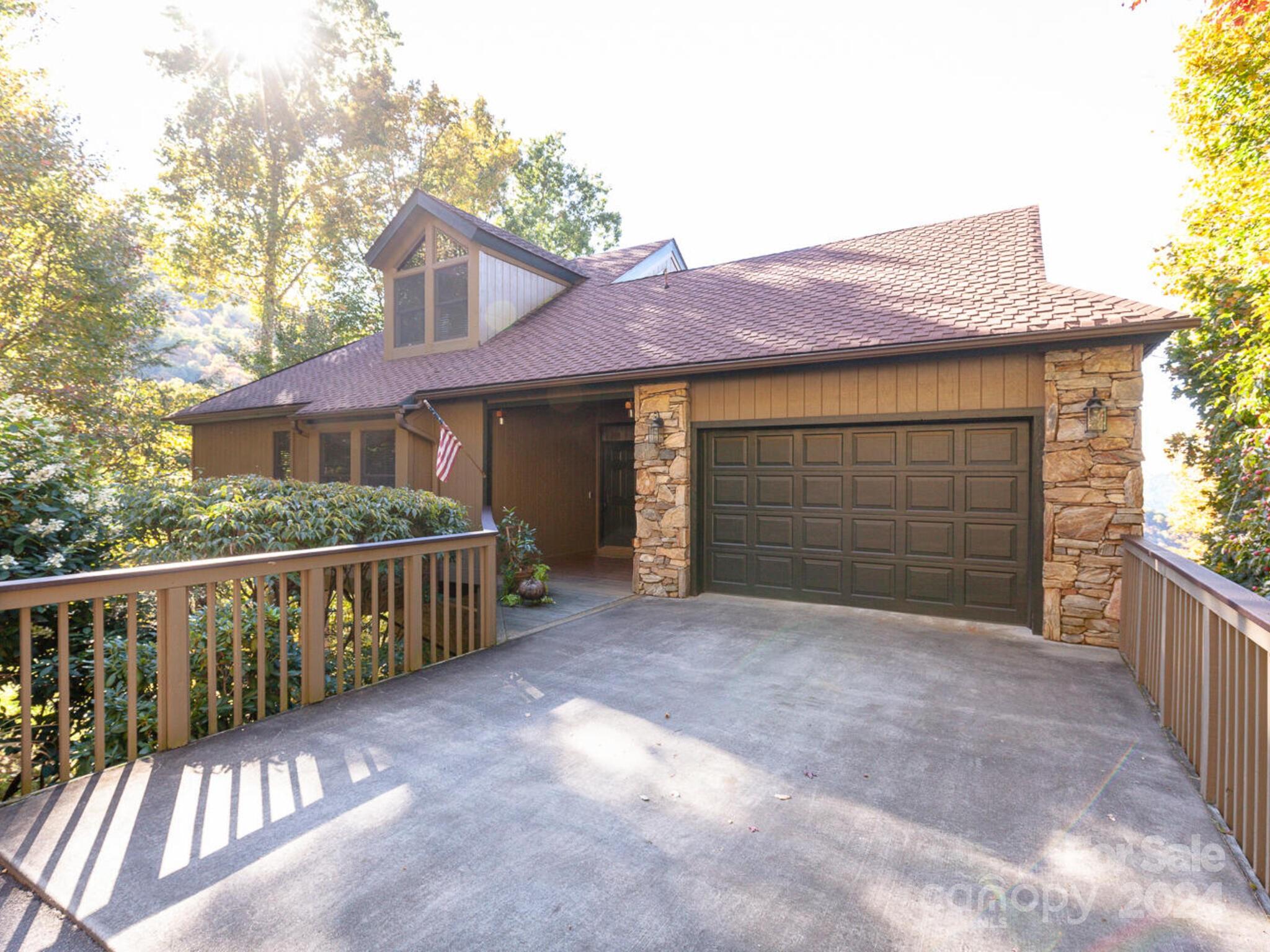 775 Andrew Banks; Burnsville NC 28714