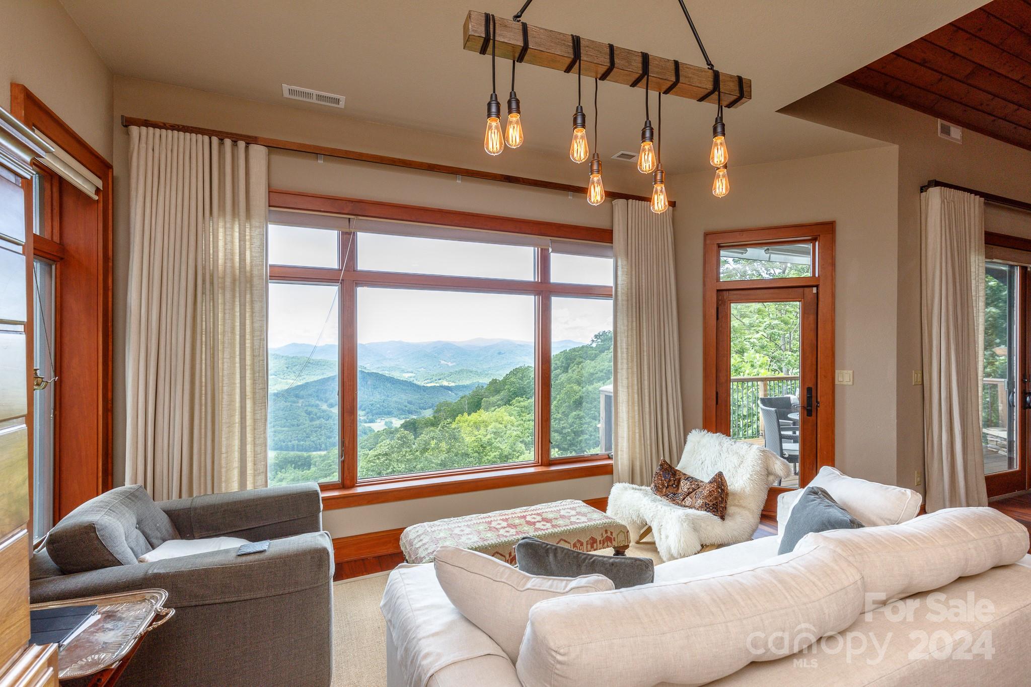 3362 Mountain Air thumbnail image 1