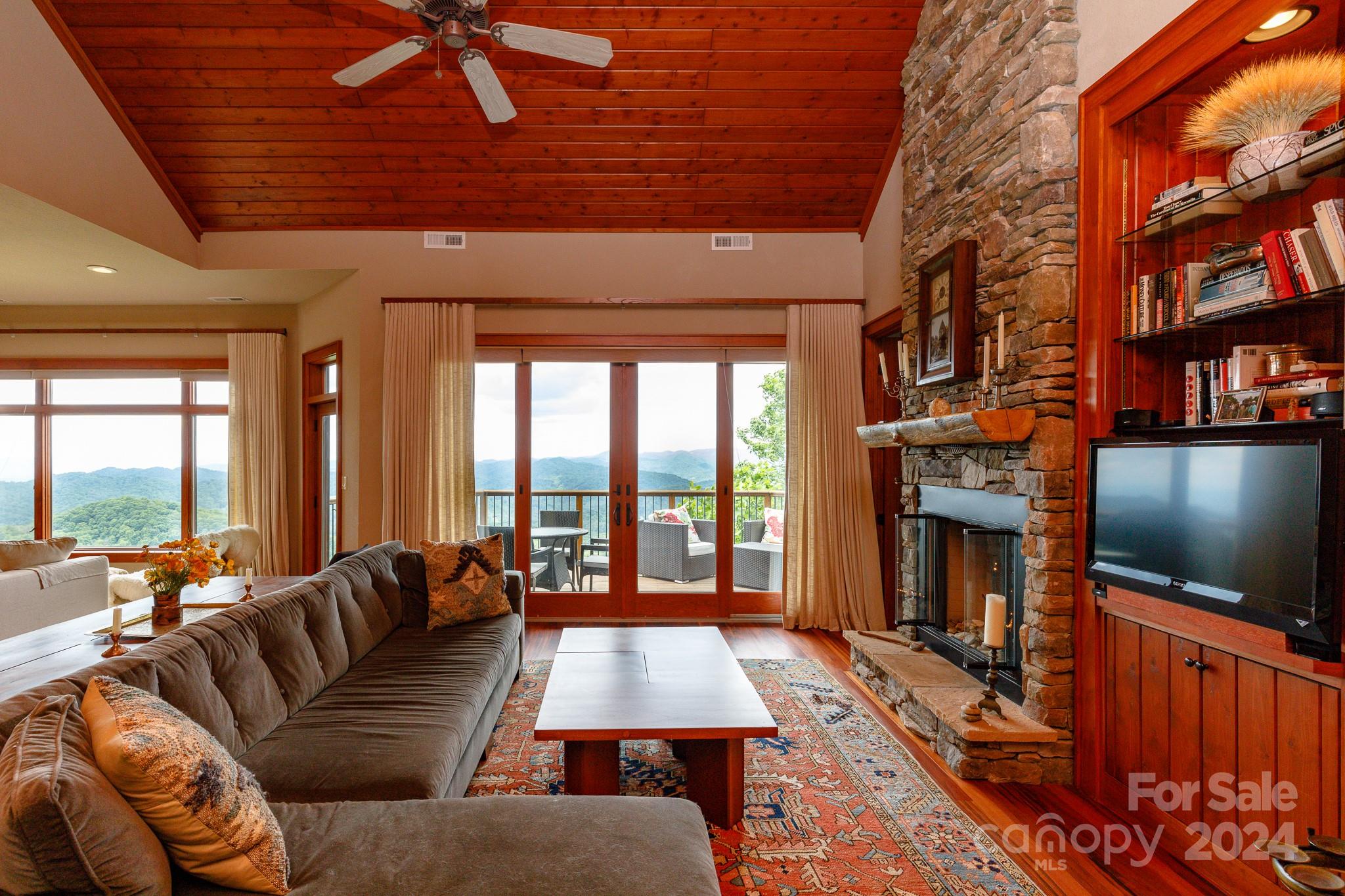 3362 Mountain Air thumbnail image 8