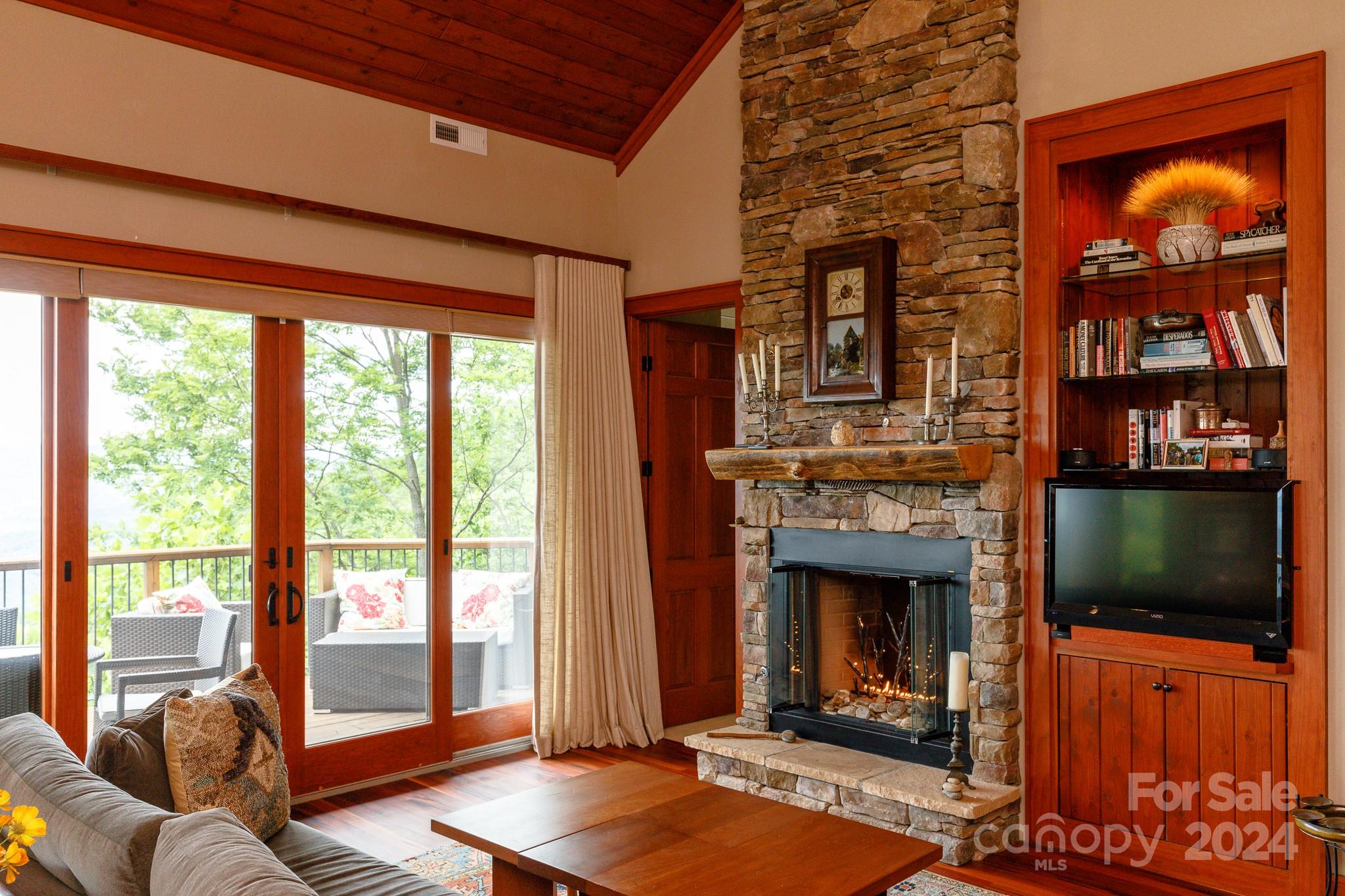 3362 Mountain Air thumbnail image 10