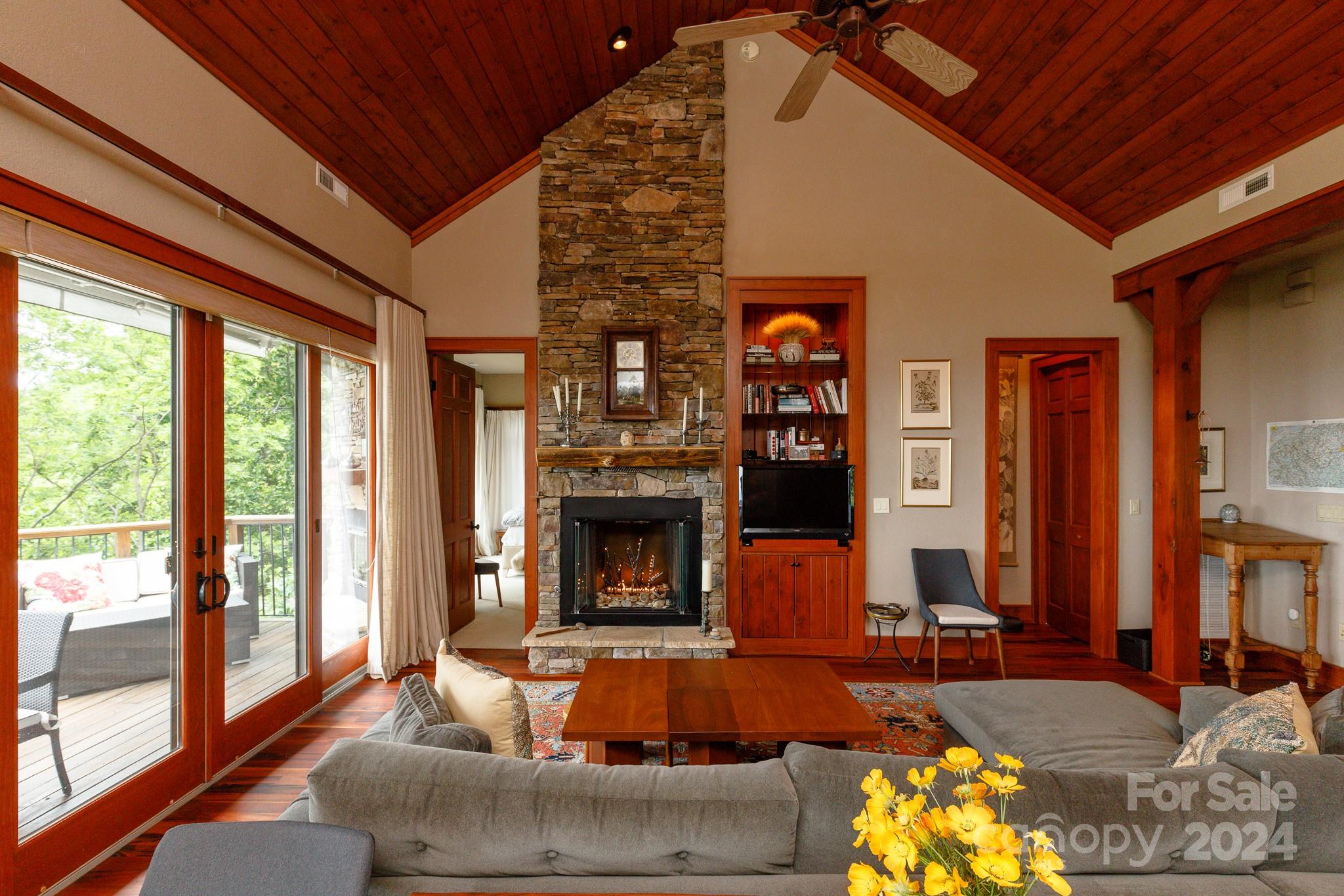 3362 Mountain Air thumbnail image 11