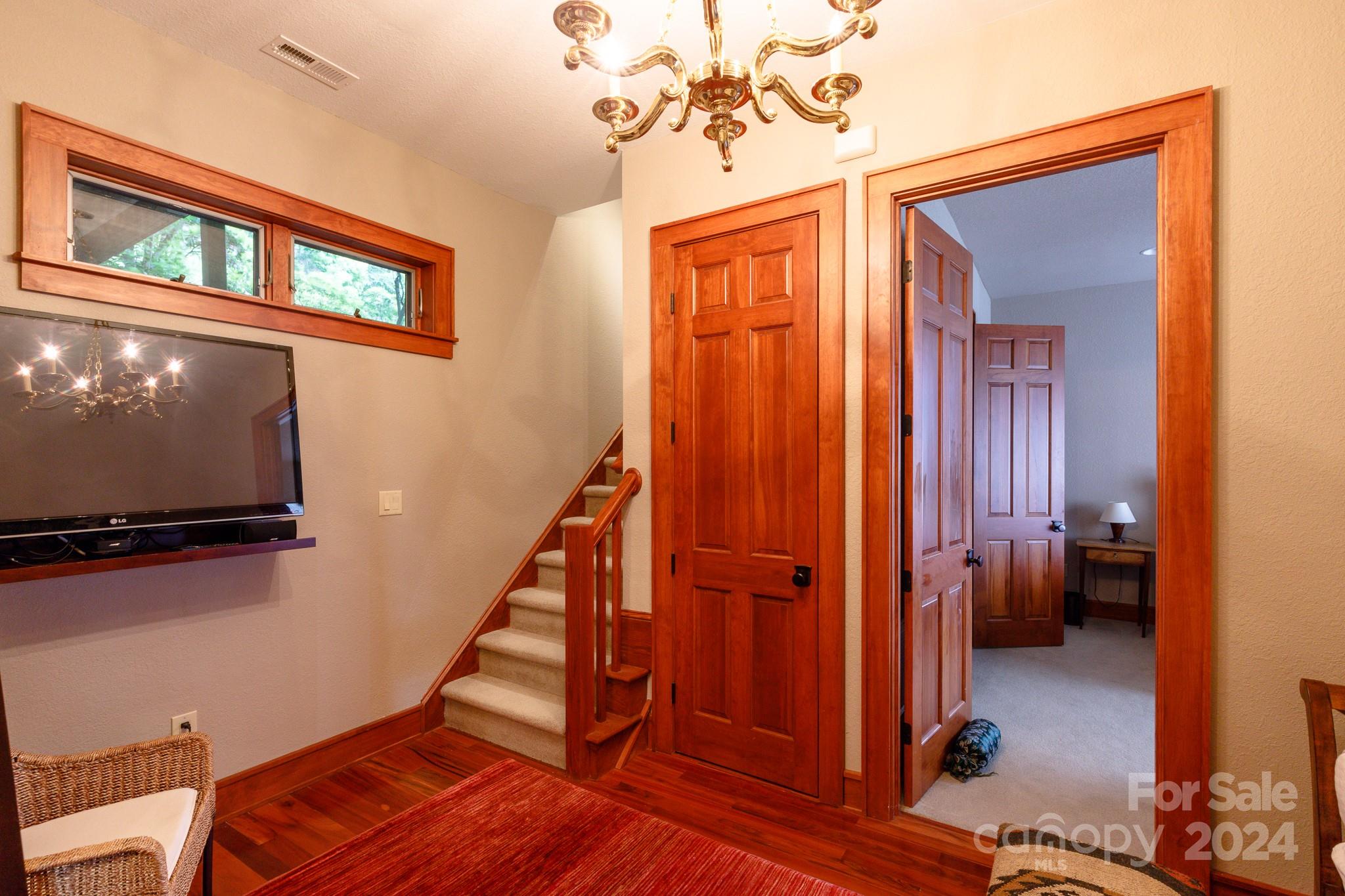 3362 Mountain Air thumbnail image 43