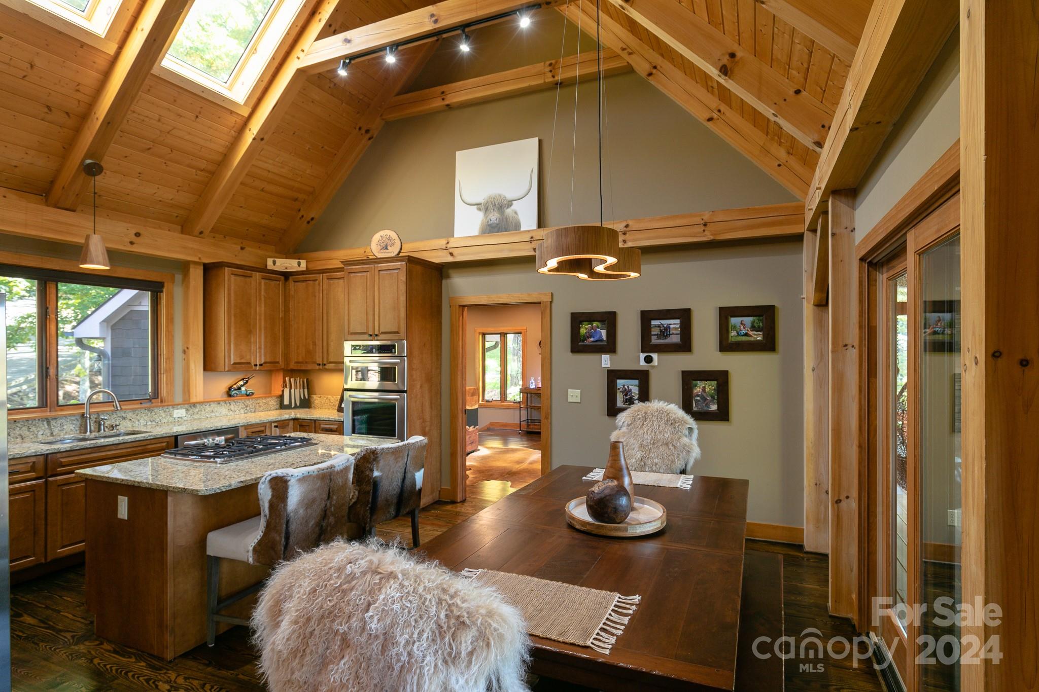 107 Smokehouse Way thumbnail image 6