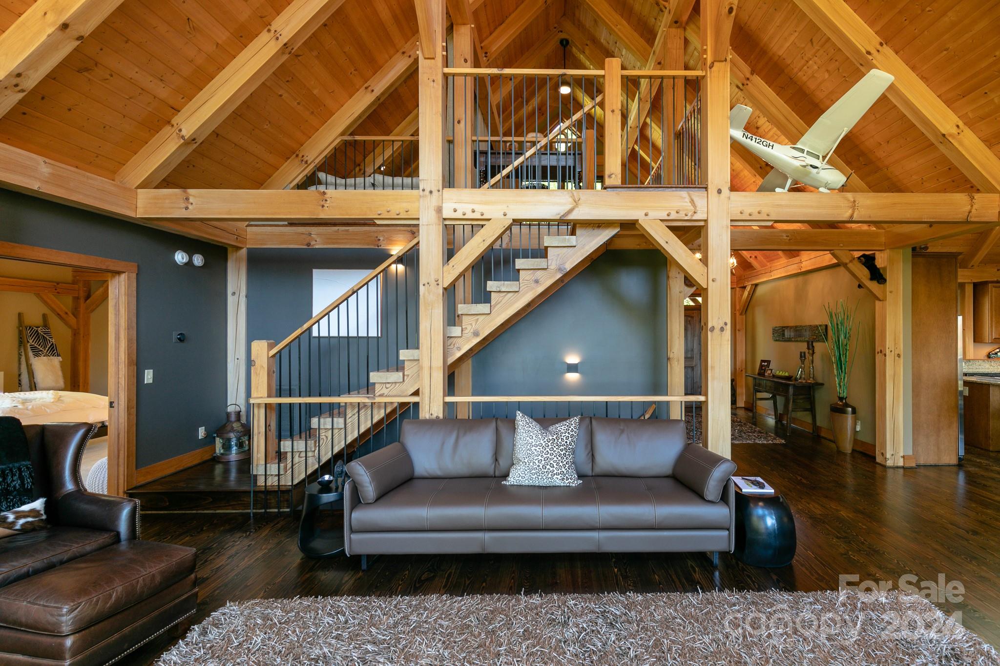 107 Smokehouse Way thumbnail image 16