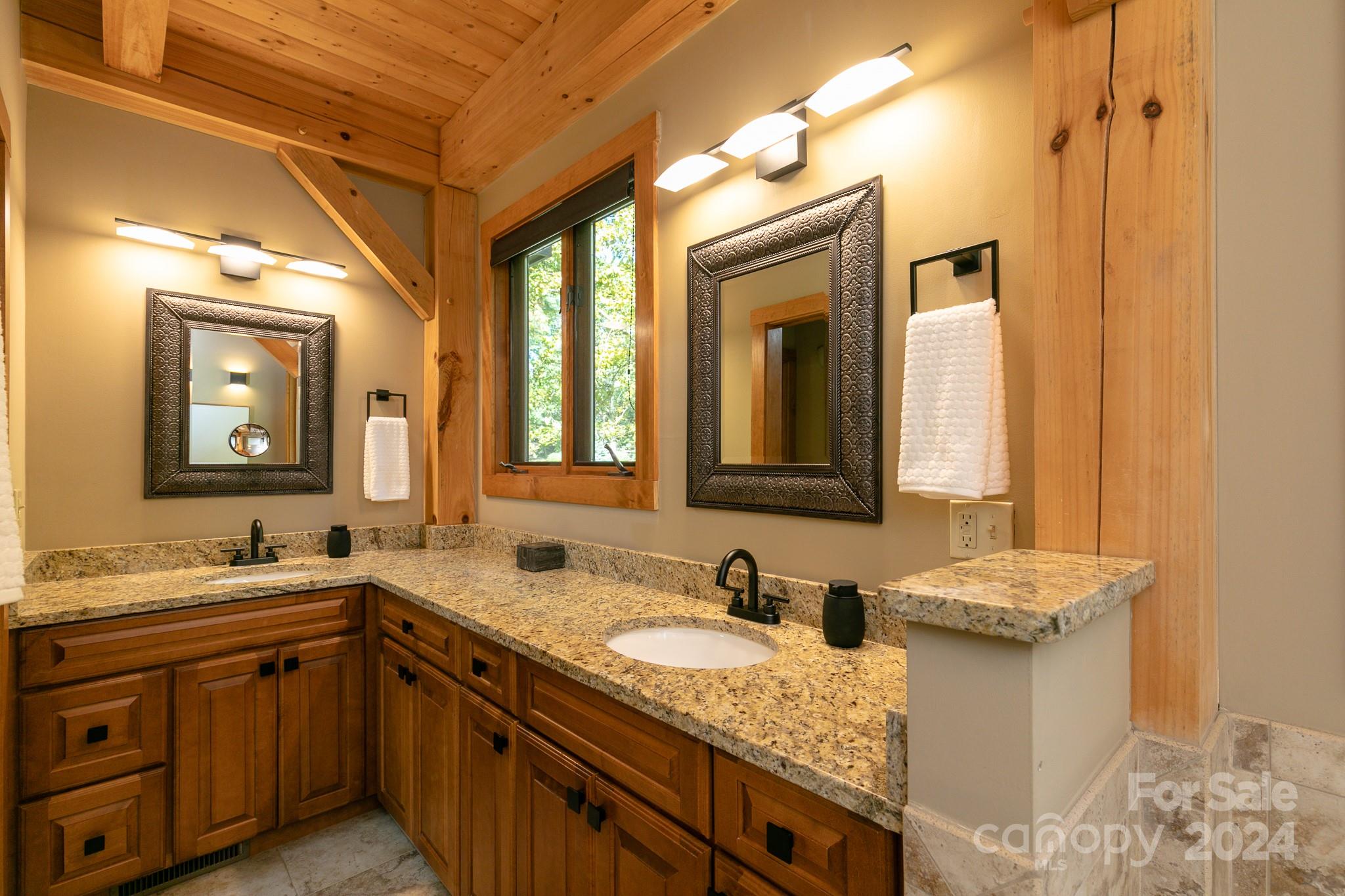 107 Smokehouse Way thumbnail image 25