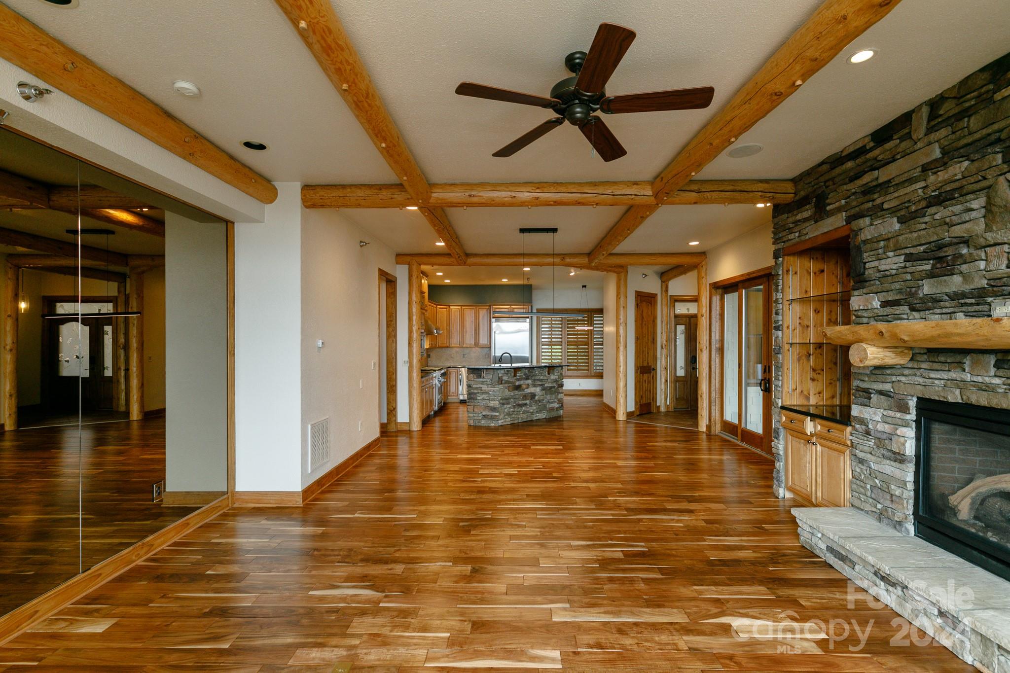 148 Logging Horse Road B/101 thumbnail image 14