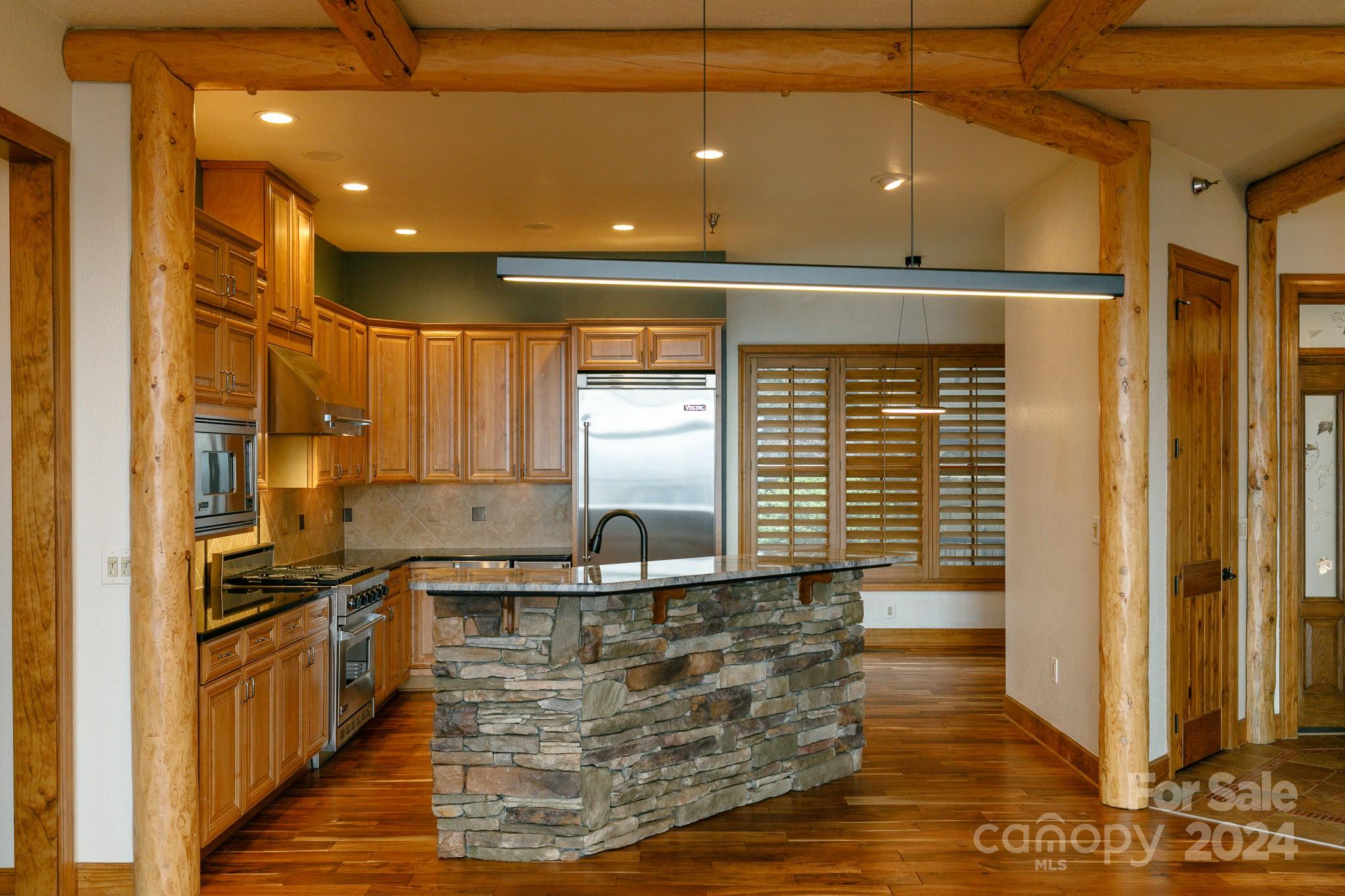 148 Logging Horse Road B/101 thumbnail image 18