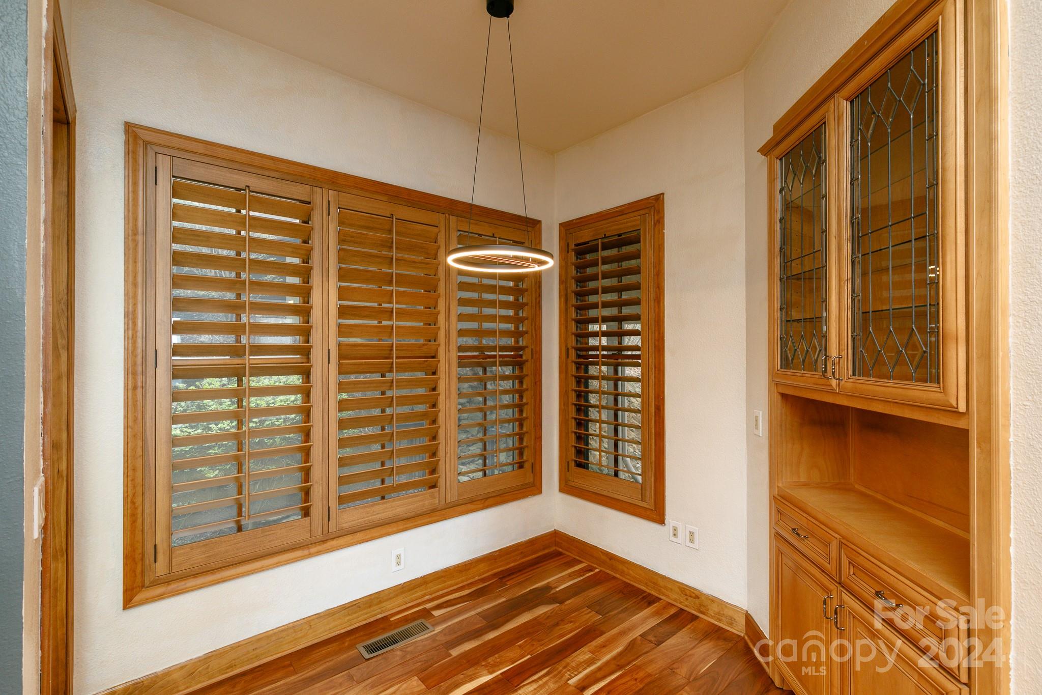 148 Logging Horse Road B/101 thumbnail image 23