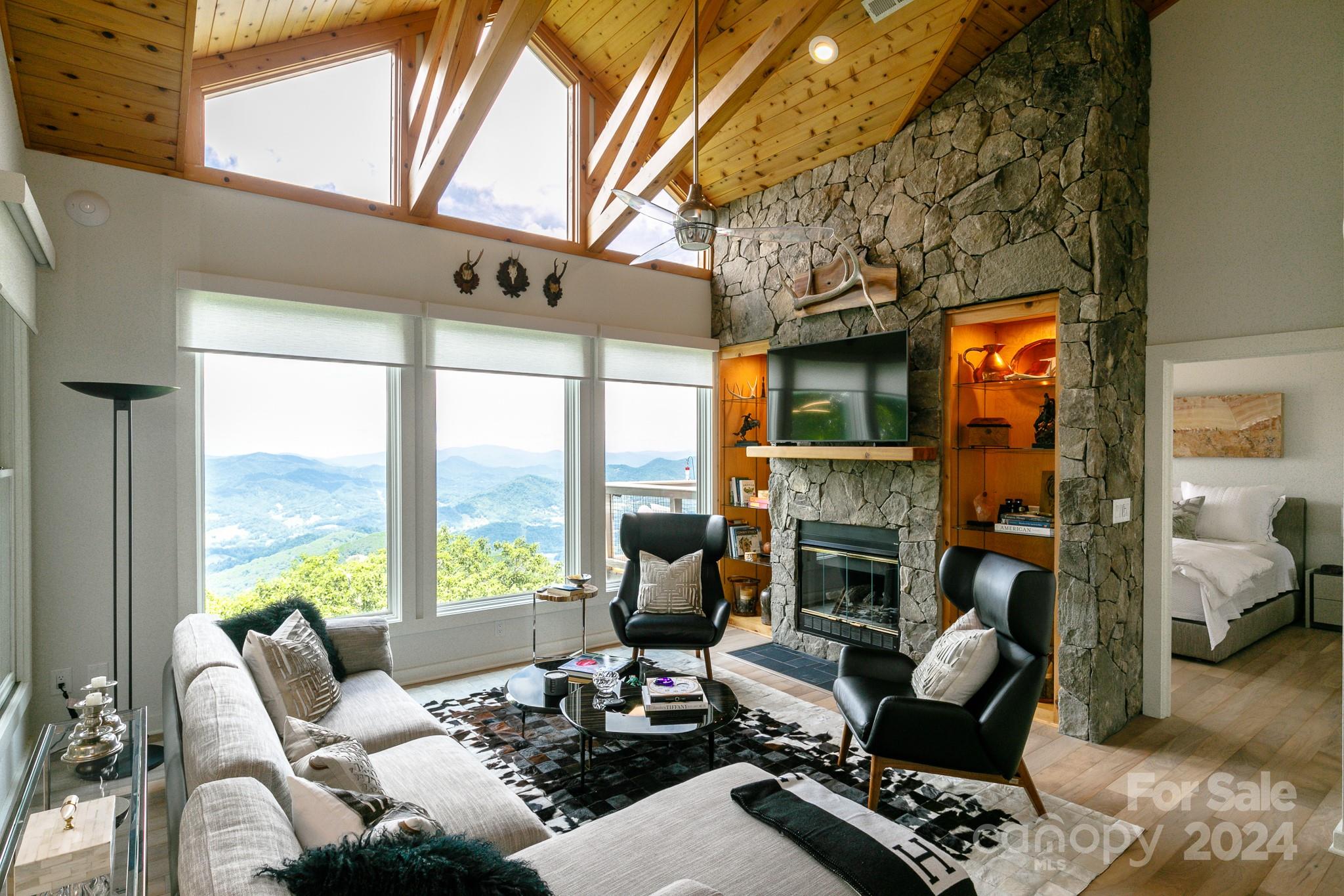 30 Club Villa Court B/1 thumbnail image 6