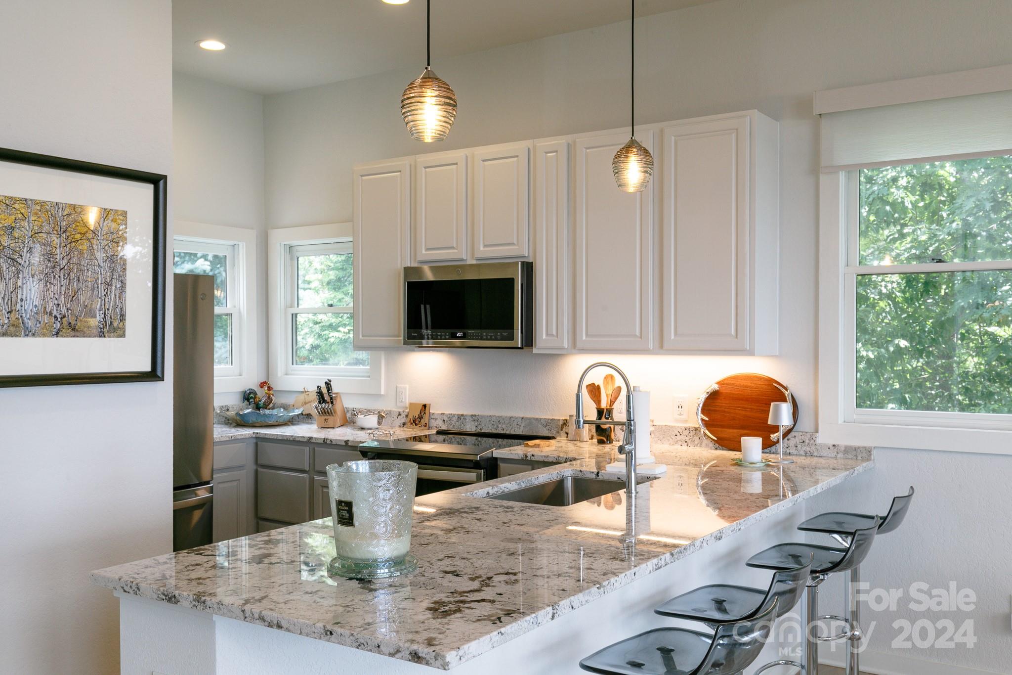 30 Club Villa Court B/1 thumbnail image 20