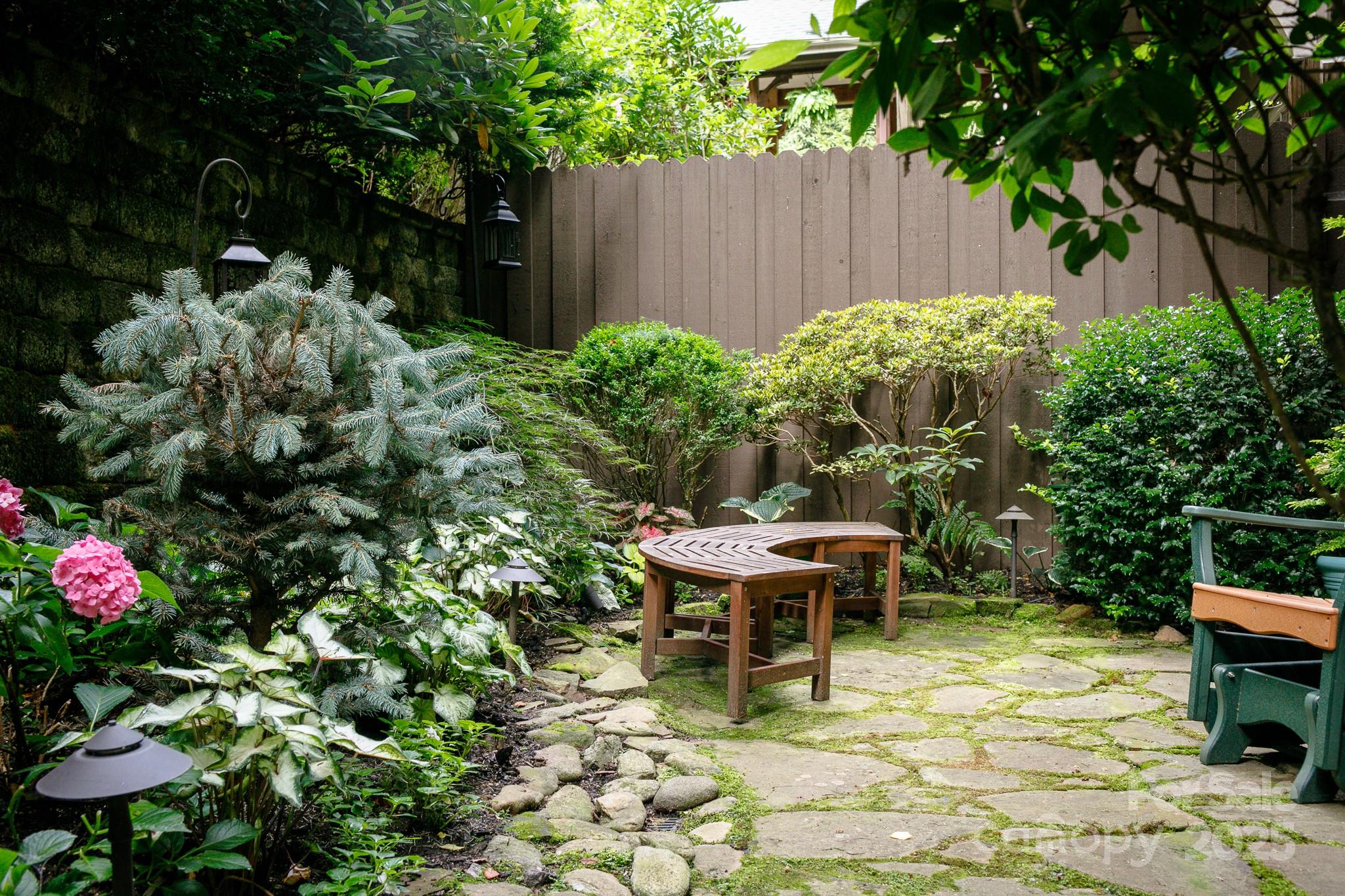 47 Creekside Way H/102 thumbnail image 17