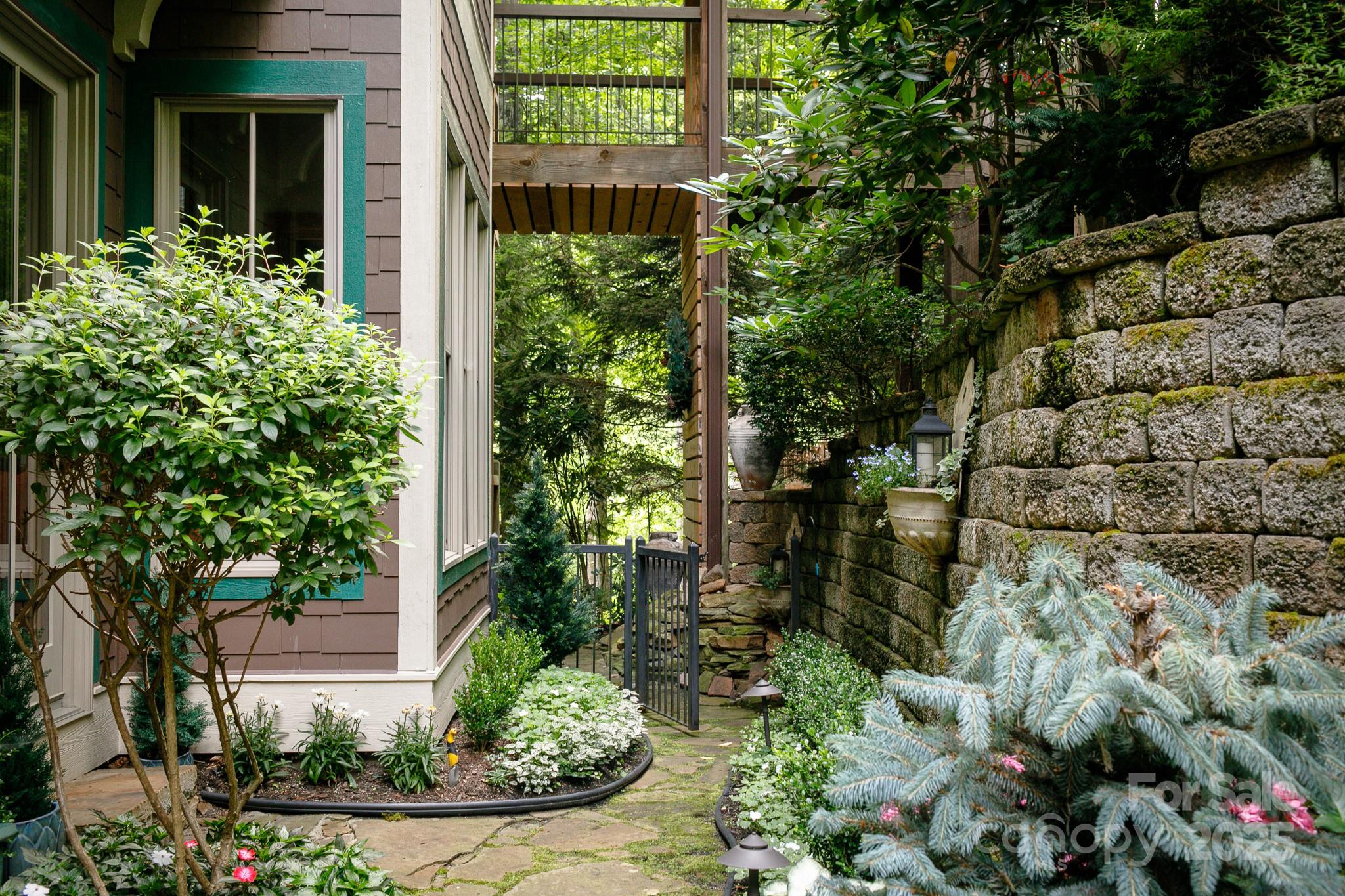 47 Creekside Way H/102 thumbnail image 18