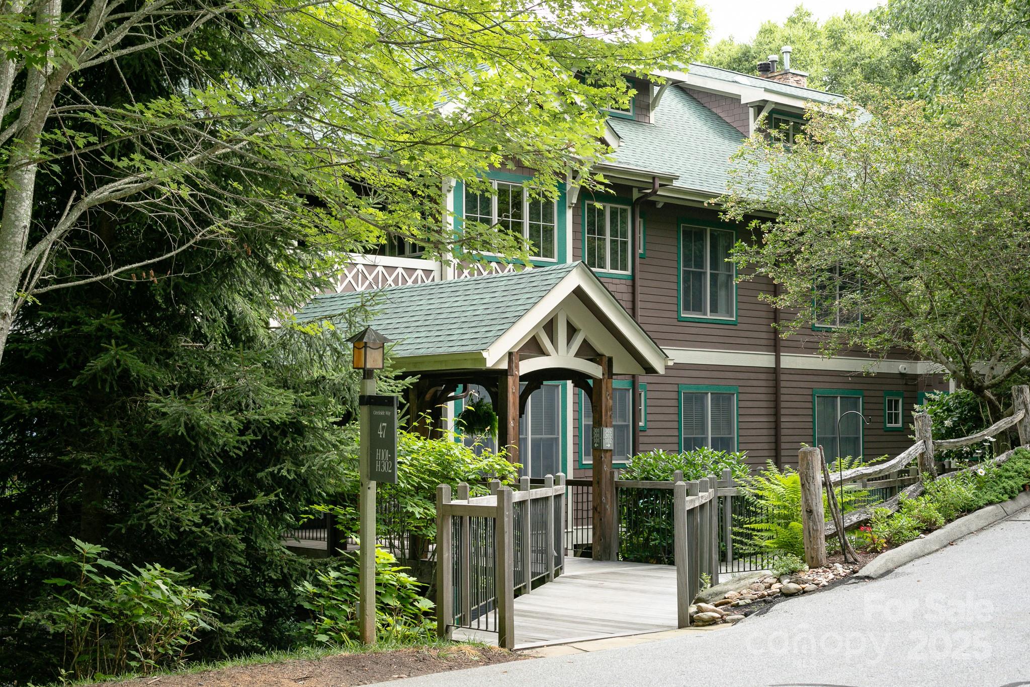 47 Creekside Way H/102 thumbnail image 32